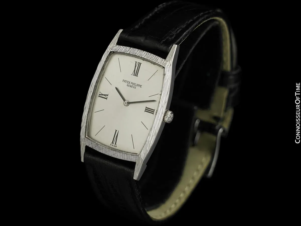 1960's Patek Philippe Classic Vintage Mens Ultra Thin Retro Bark Watch - 18K White Gold