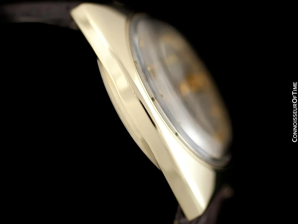 1963 Bulova Accutron Vintage Mens Day Date Watch - Solid 14K Gold