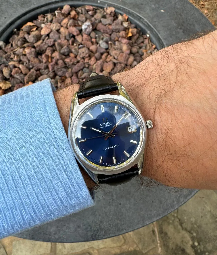 1972 Omega Seamaster Mens Vintage Full Size Royal Blue Dial Watch - Stainless Steel