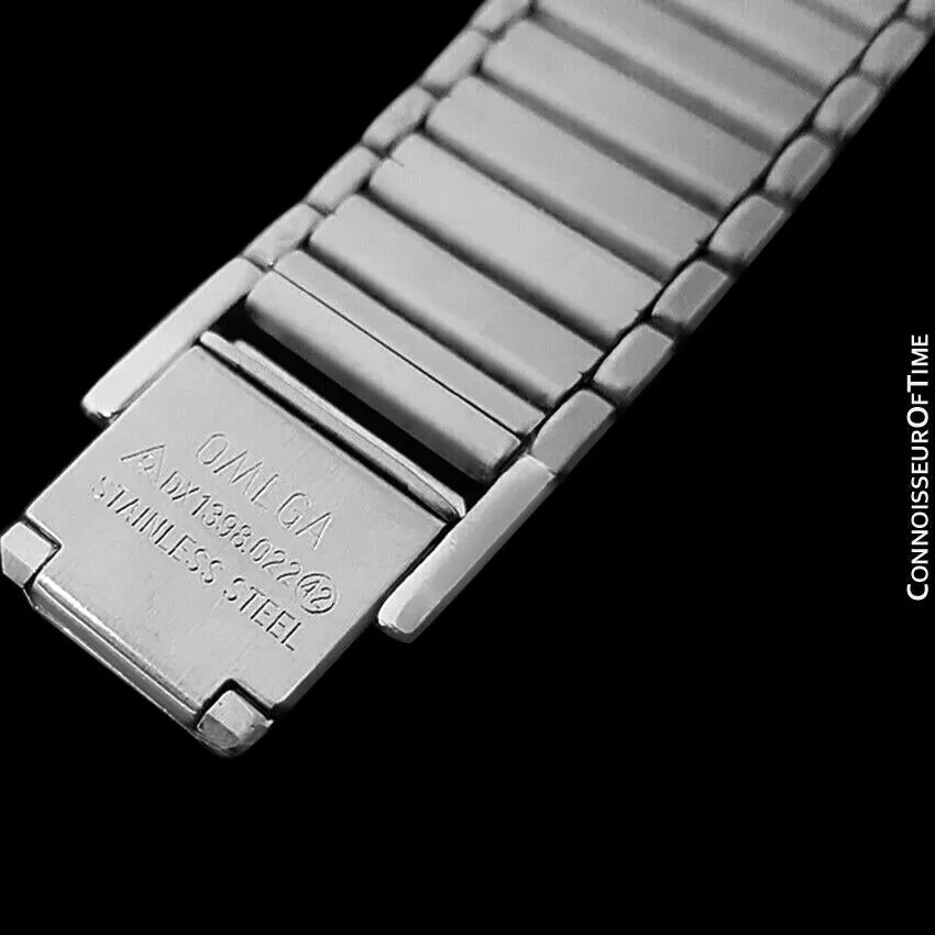 1982 Omega De Ville "America" Classic Vintage Mens Watch, Date - 18K Gold Plated & Stainless Steel
