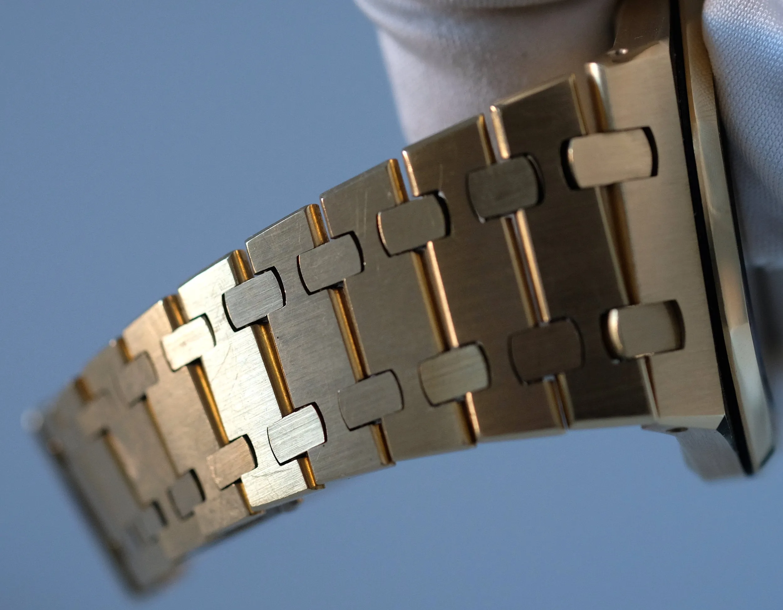 Audemars Piguet Jumbo Royal Oak in Gold