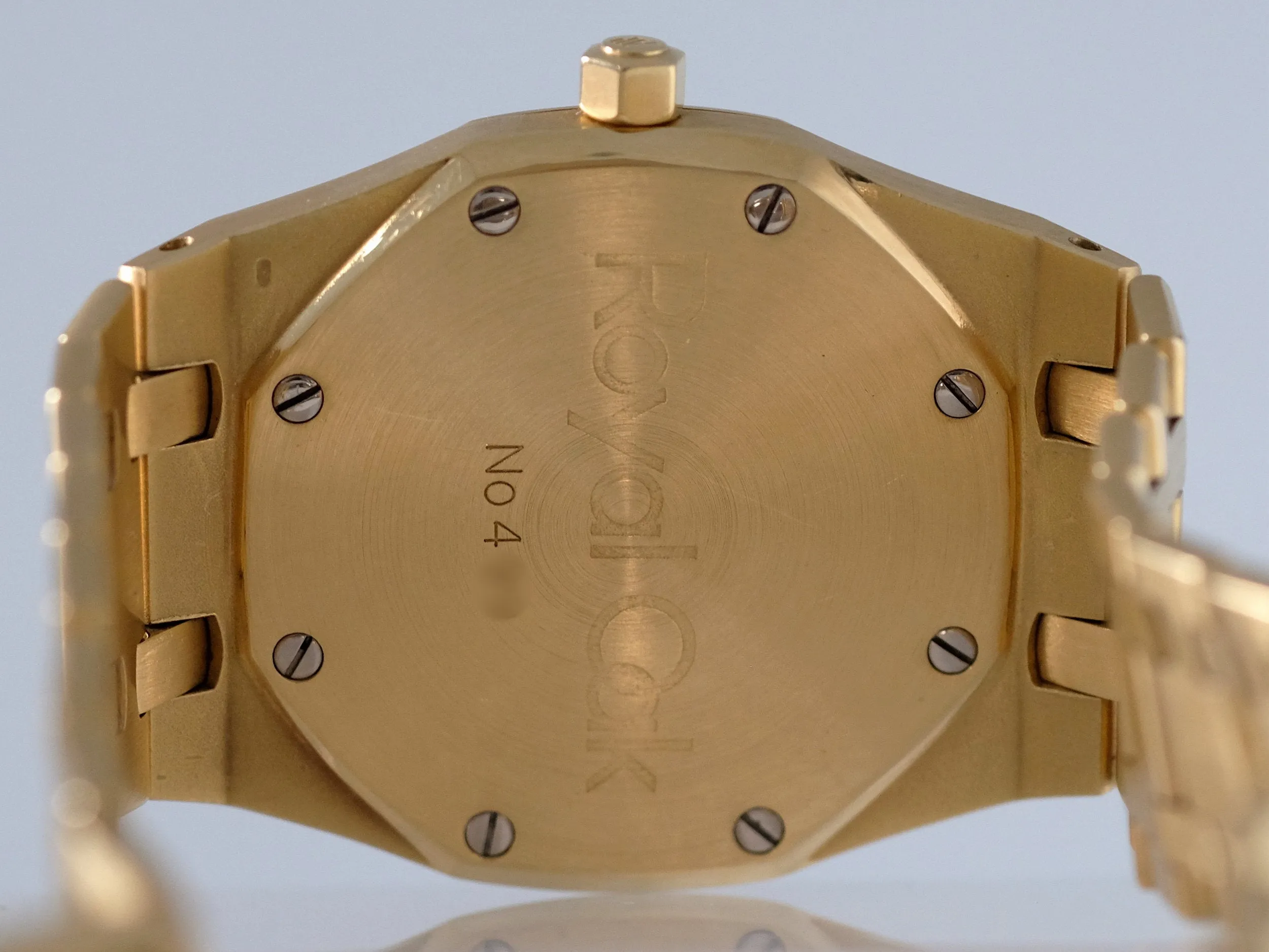Audemars Piguet Jumbo Royal Oak in Gold