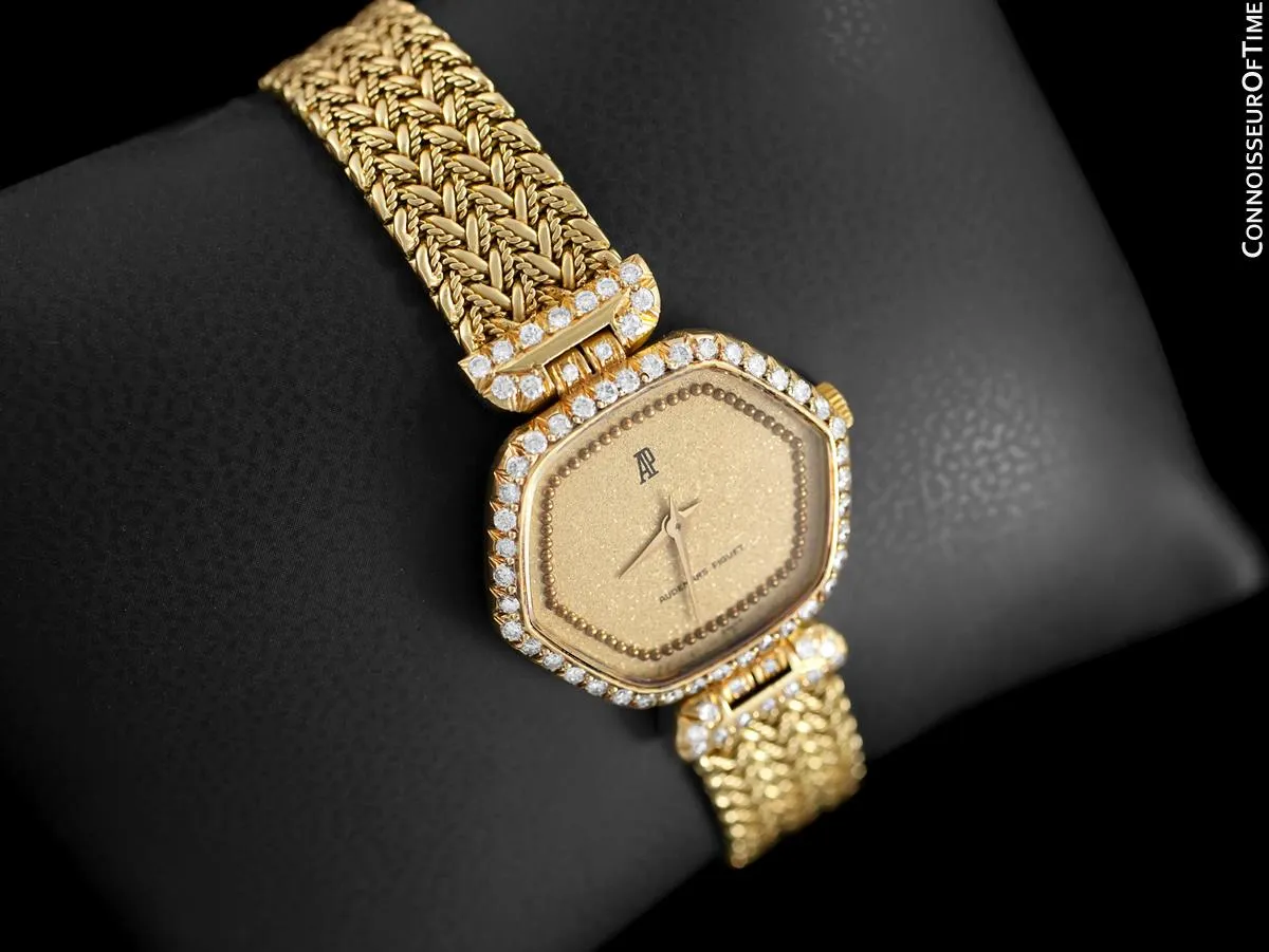 Audemars Piguet Rare & Exquisite Ladies Bracelet Watch - 18K Gold & Diamonds