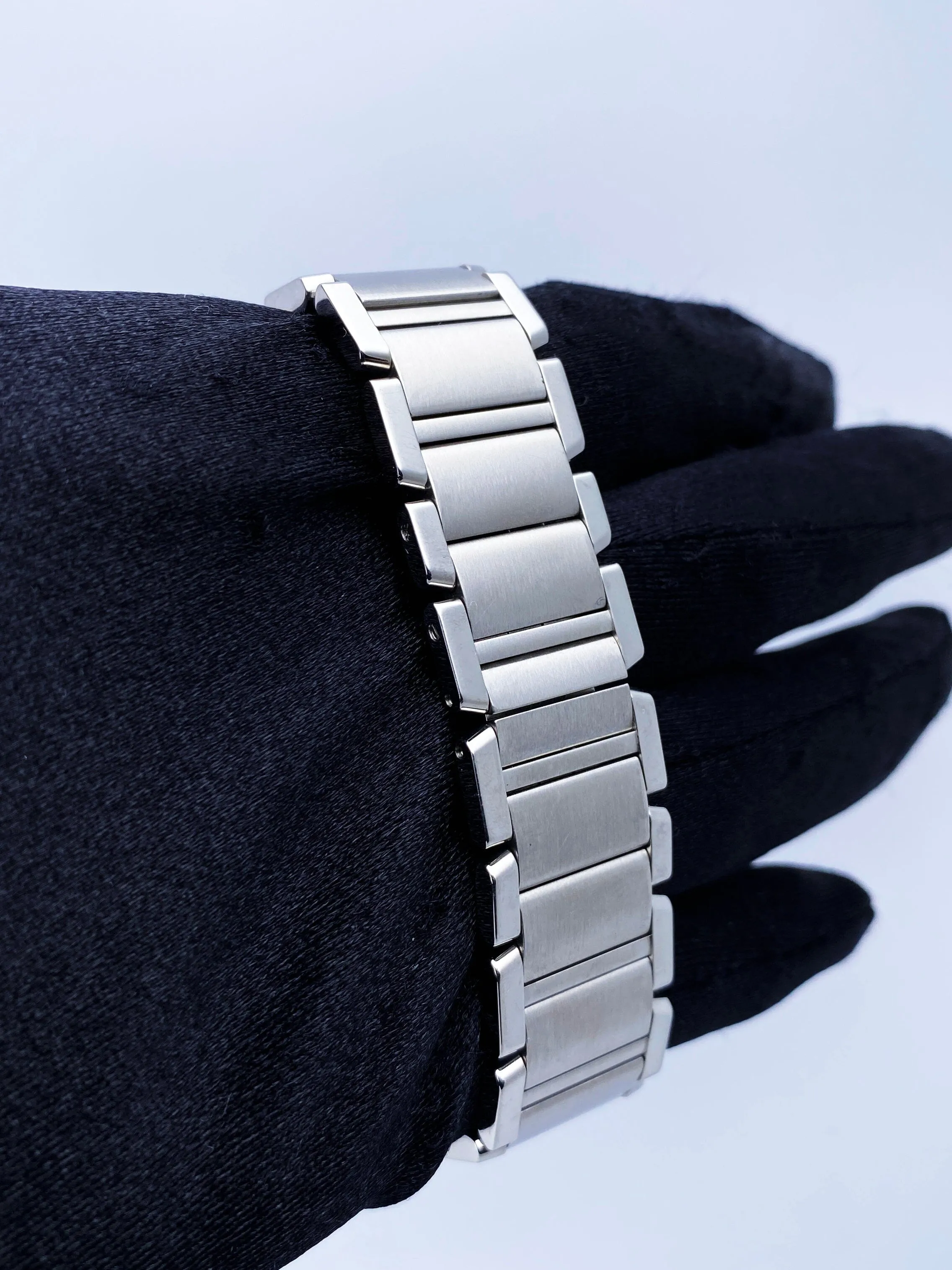 Cartier Tank Francaise W4TA0009 Midsize Ladies Watch Box Papers