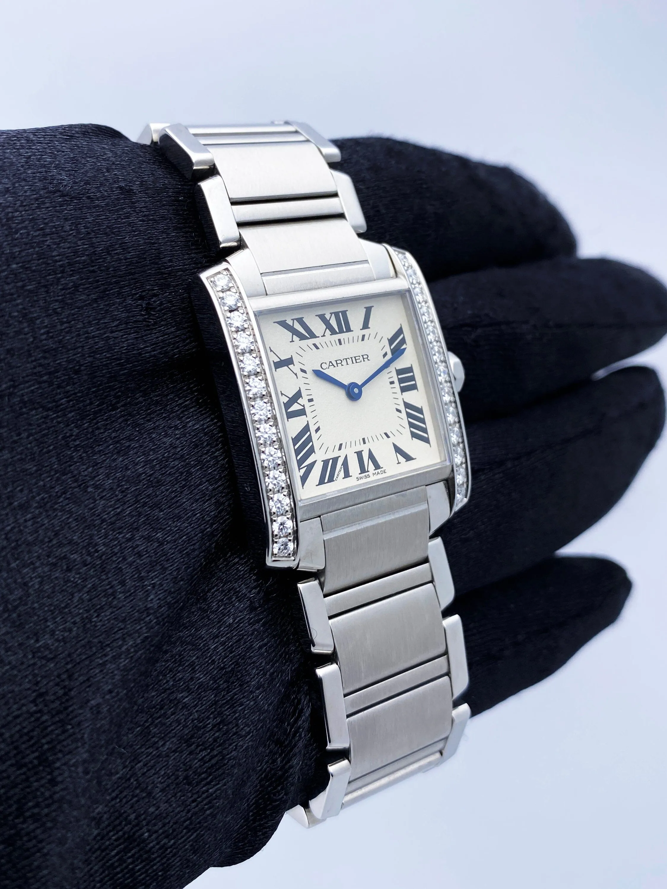 Cartier Tank Francaise W4TA0009 Midsize Ladies Watch Box Papers