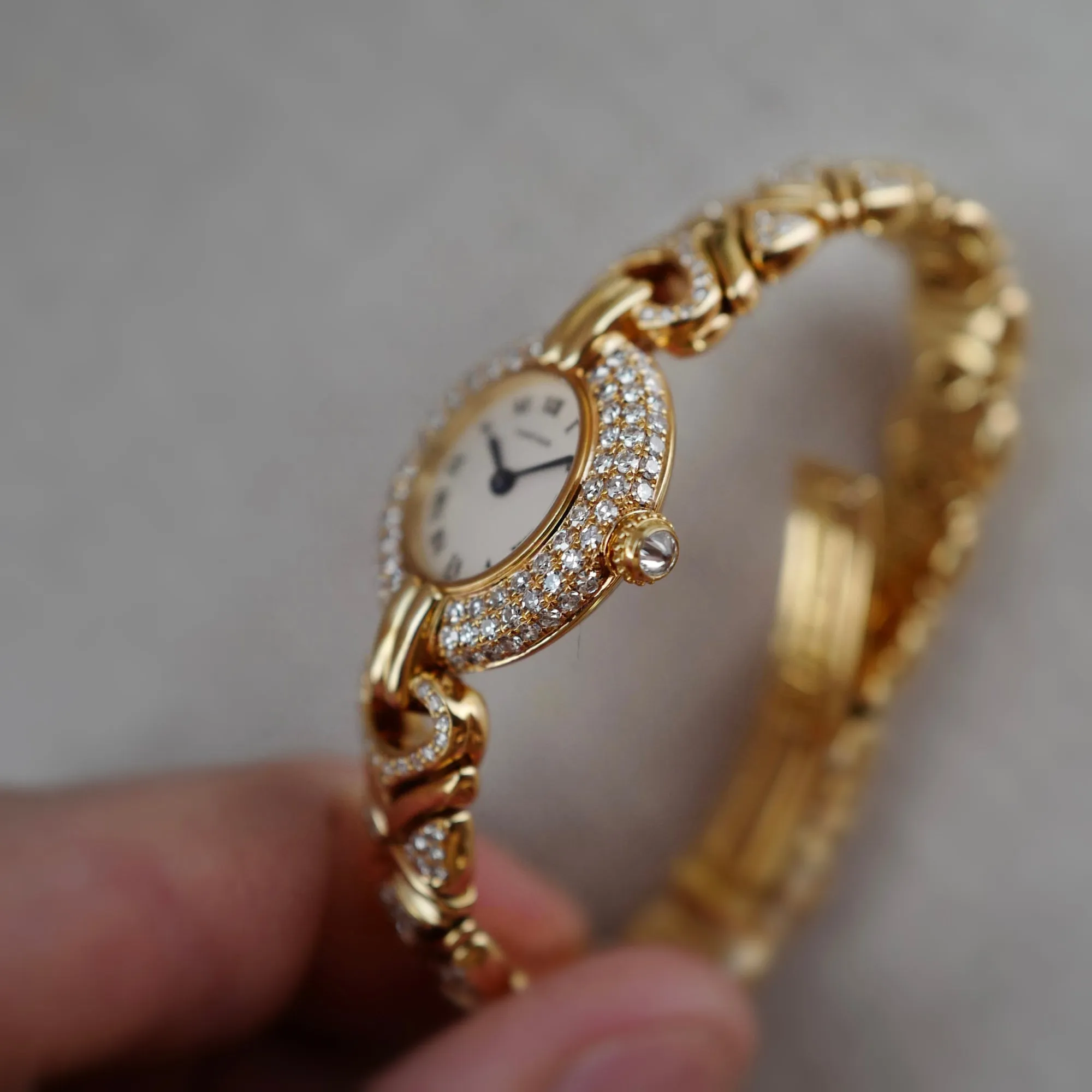 Cartier Yellow Gold Colisee with Factory Original Diamonds