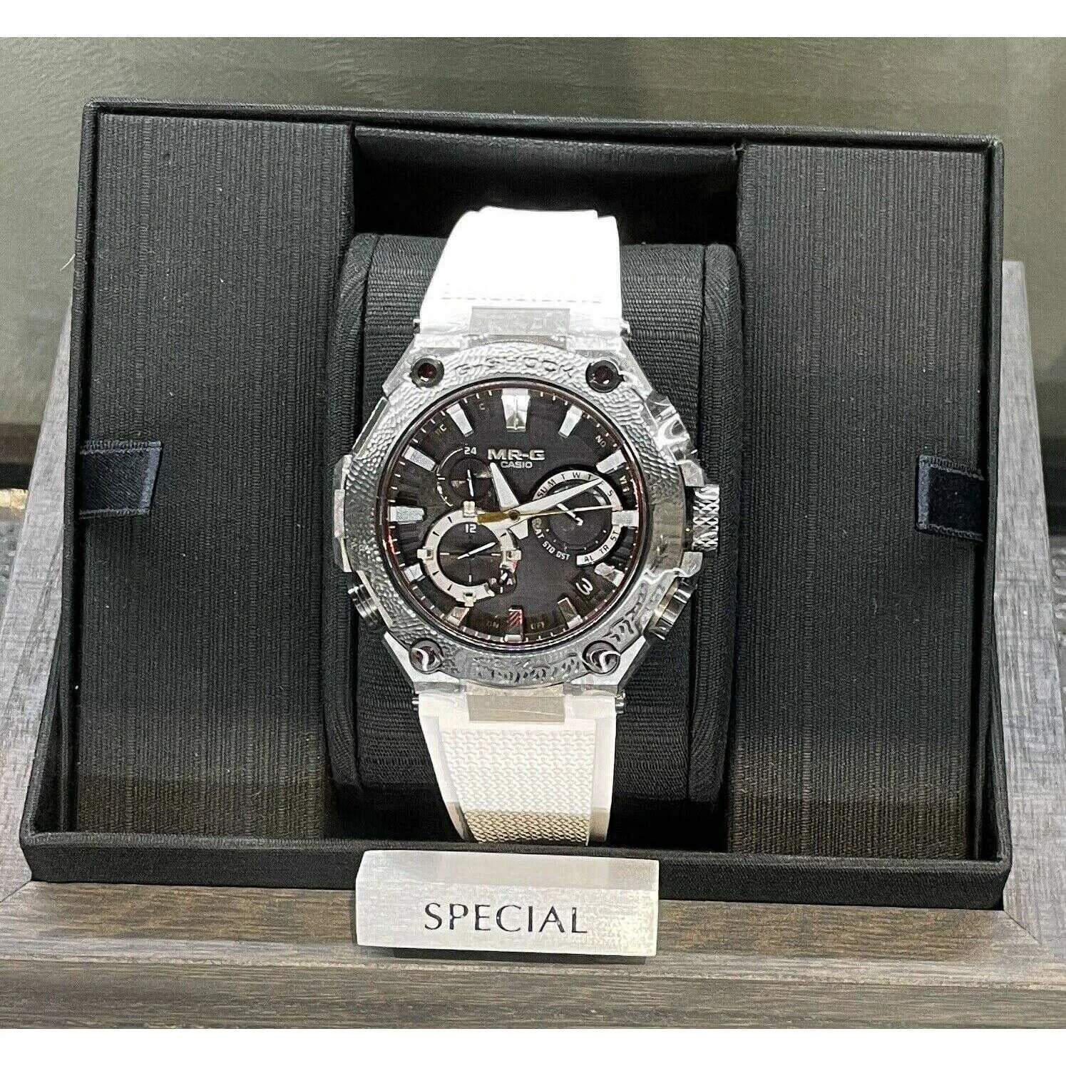 G-Shock ‘Shougeki-Maru’ 40th Anniversary Men Watch (700 Limited) MRG-B2000SG-1AJR