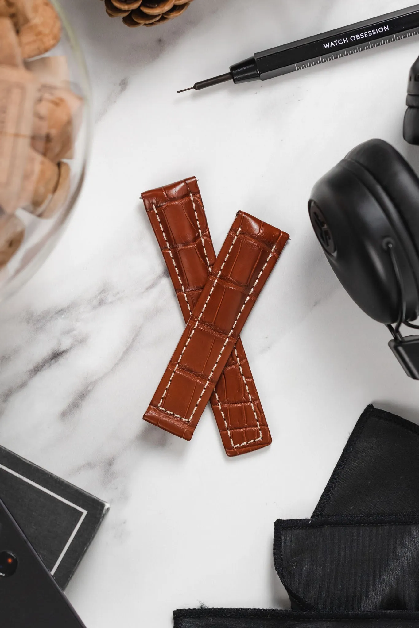 Hirsch NAVIGATOR Alligator Deployment Watch Strap in GOLD BROWN