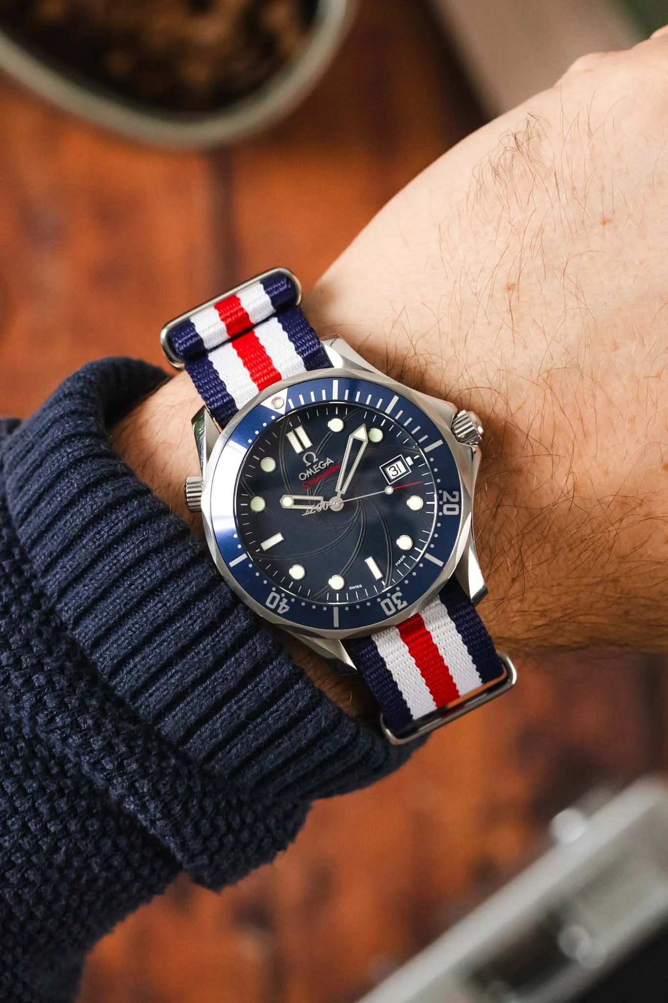 Hirsch RUSH Nylon One-Piece Watch Strap in BLUE / WHITE / RED