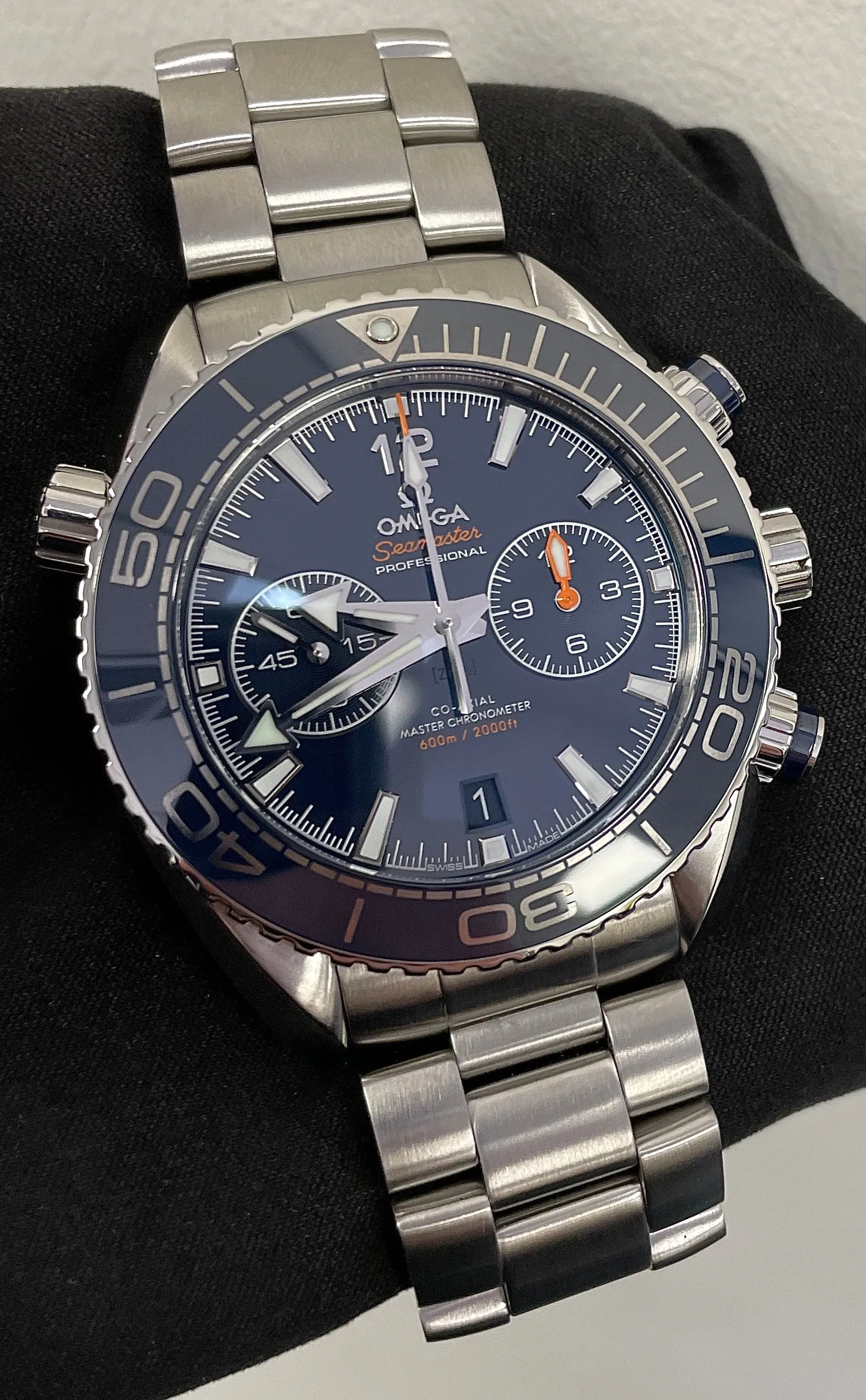 MINT 2017 Omega Seamaster Planet Ocean 45.5mm Co-Axial 600M 215.30.46.51.03.001