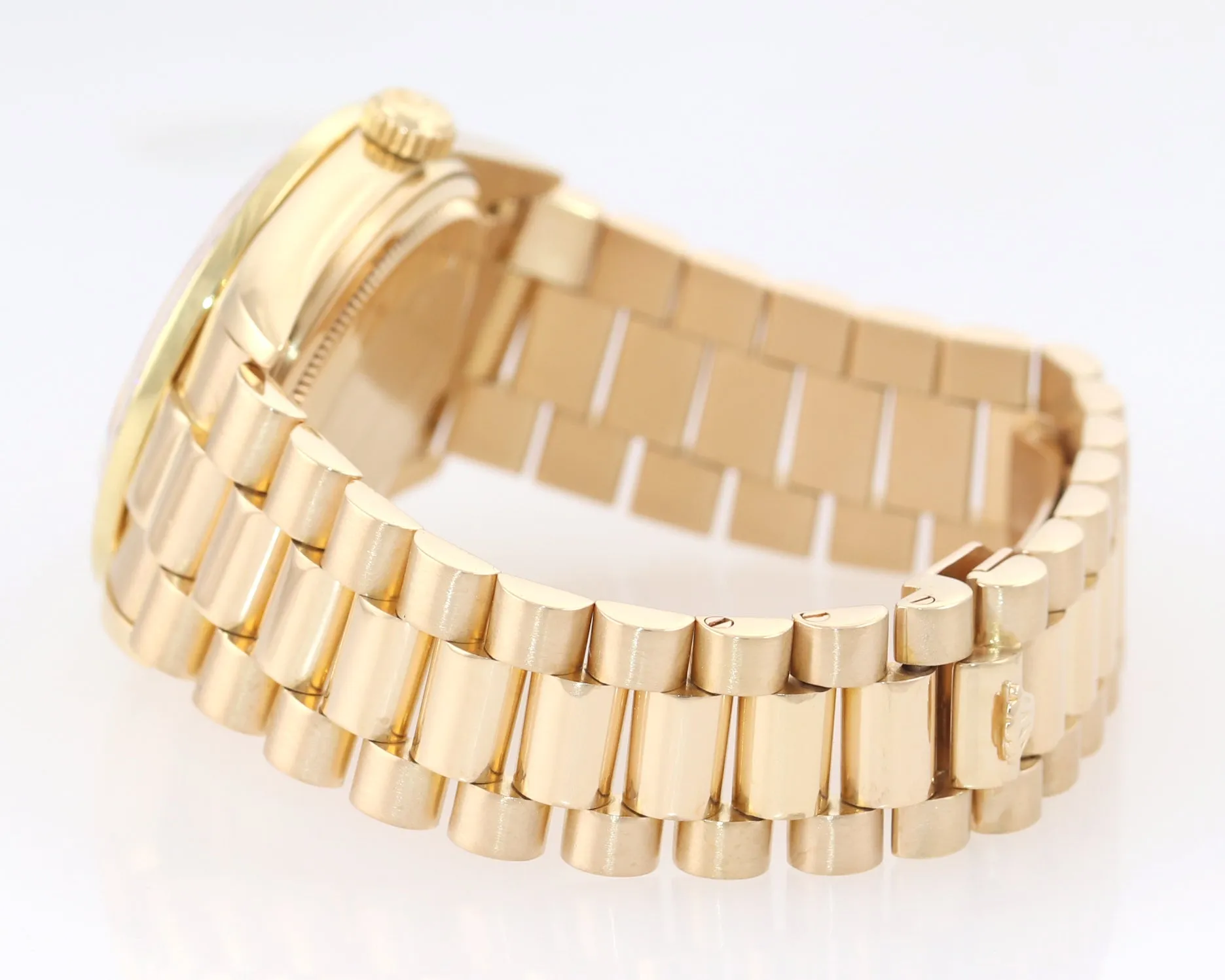 MINT Rolex DateJust 36mm 16018 18K Yellow Gold MOP Diamond President Watch
