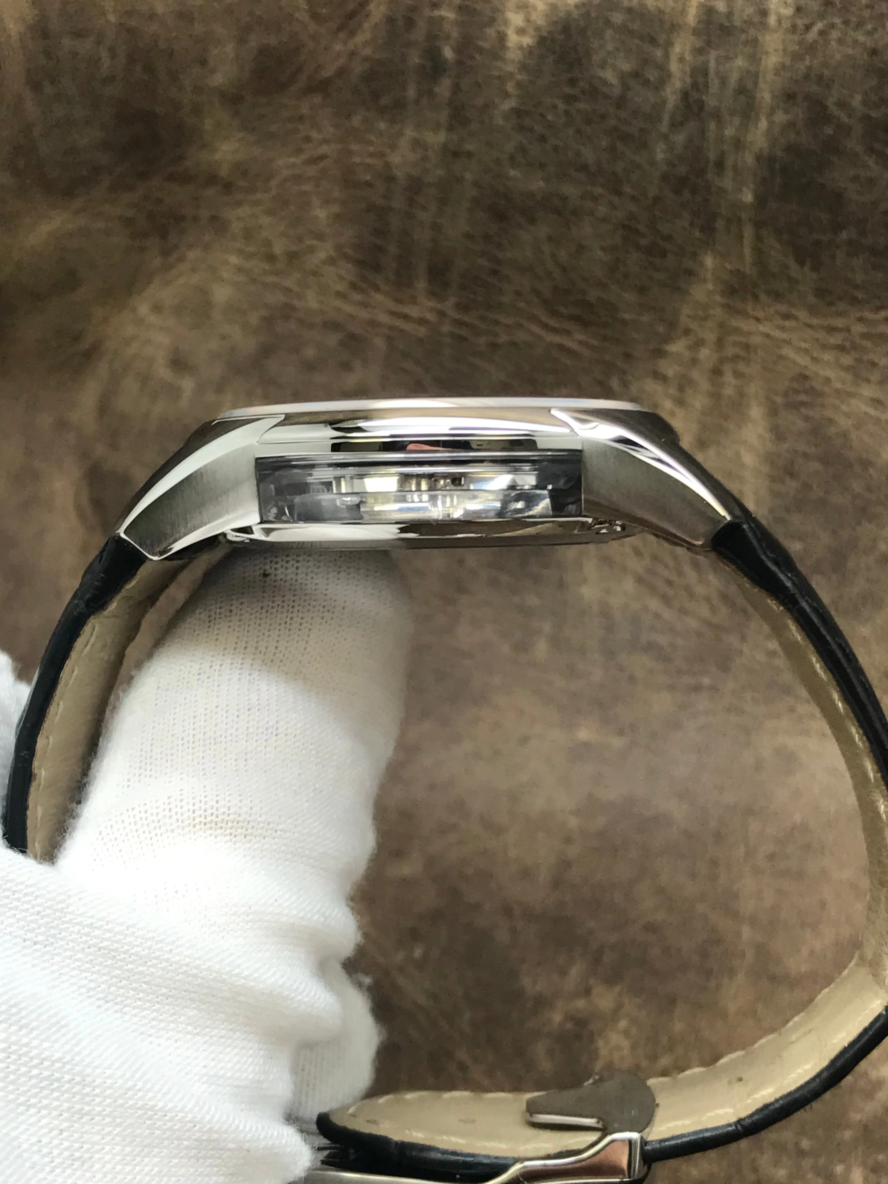 Omega De Ville Hour Vision 431.33.41.21.01.001 Black & Silver Dial Automatic Men's Watch