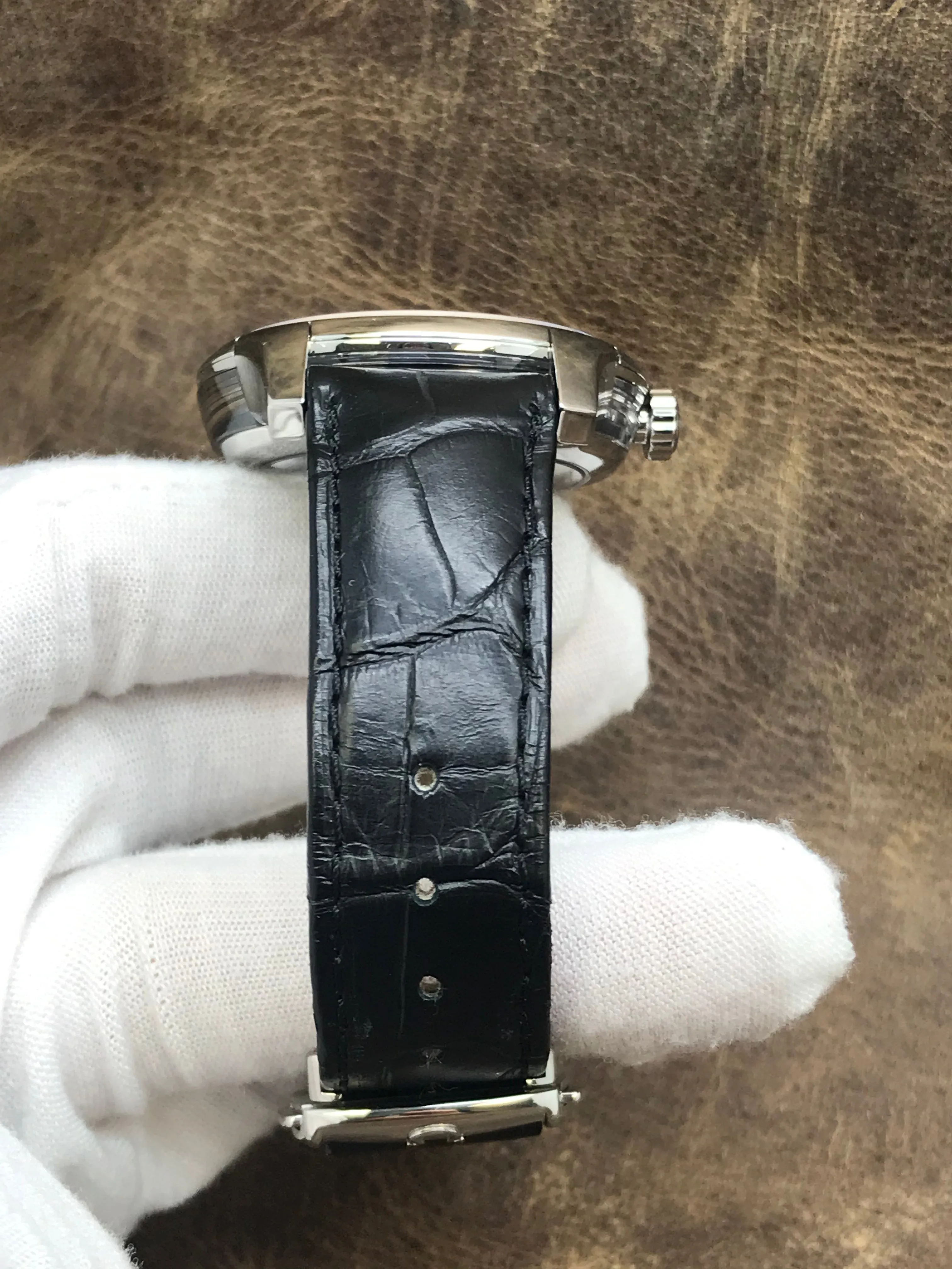 Omega De Ville Hour Vision 431.33.41.21.01.001 Black & Silver Dial Automatic Men's Watch