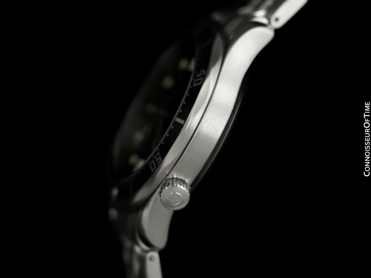 Omega Seamaster 300M Professional Diver Mens Full Size Watch, Stainless Steel - 212.30.41.61.01.001