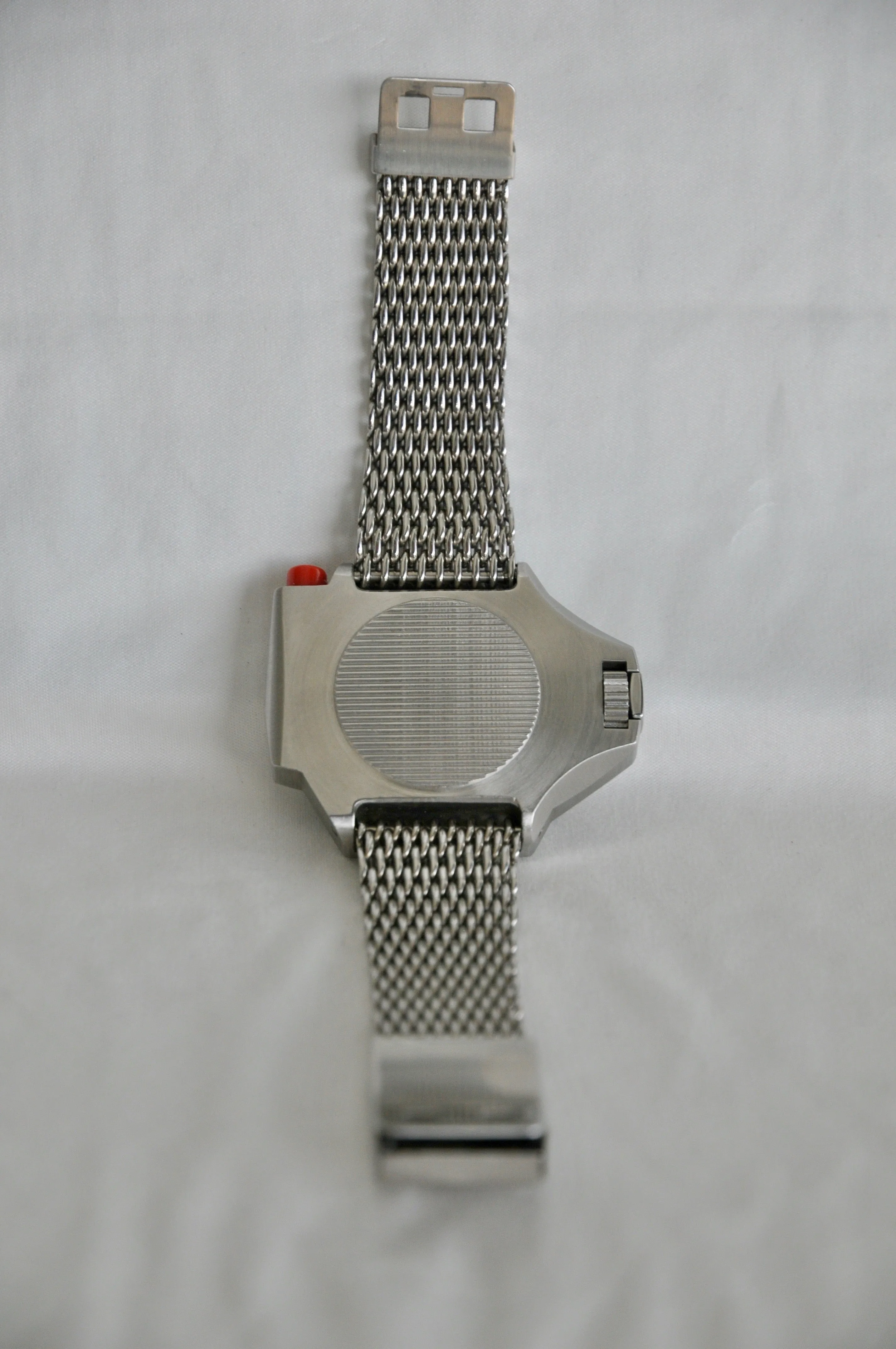 Omega Seamaster 600 Ploprof Ref. 166.077