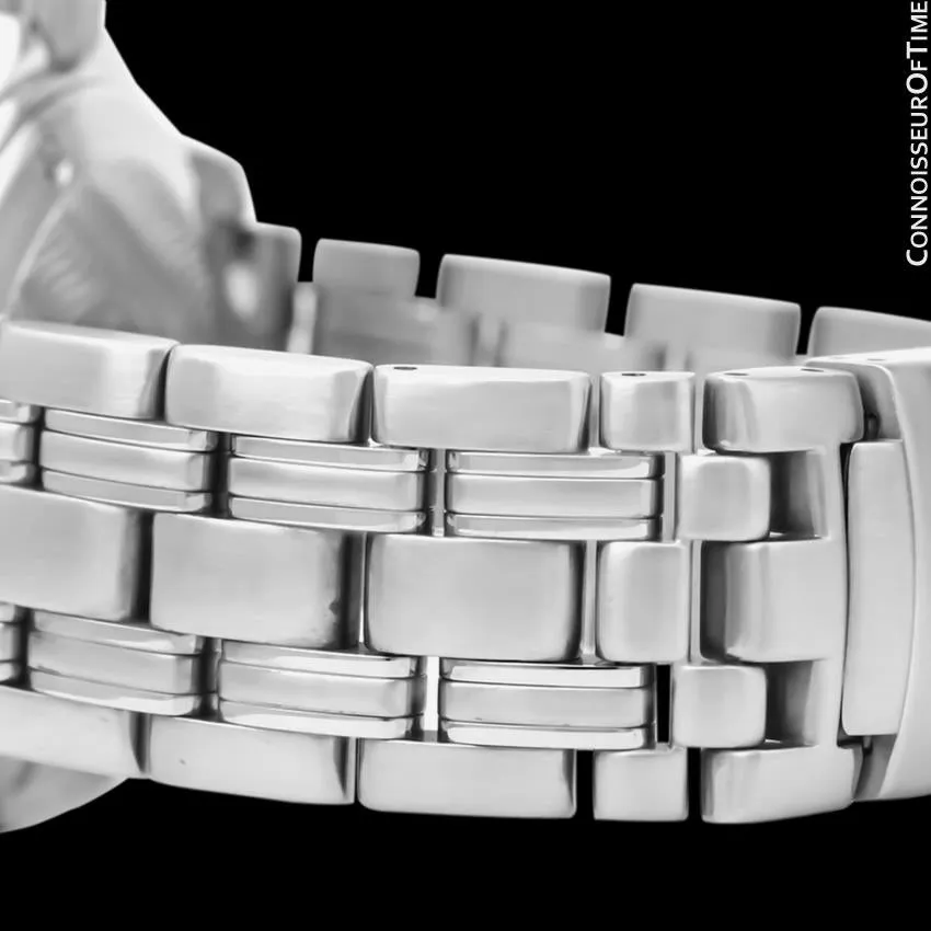 Omega Seamaster Midsize 300M (James Bond Style) Professional Diver, Stainless Steel - 2562.80.00