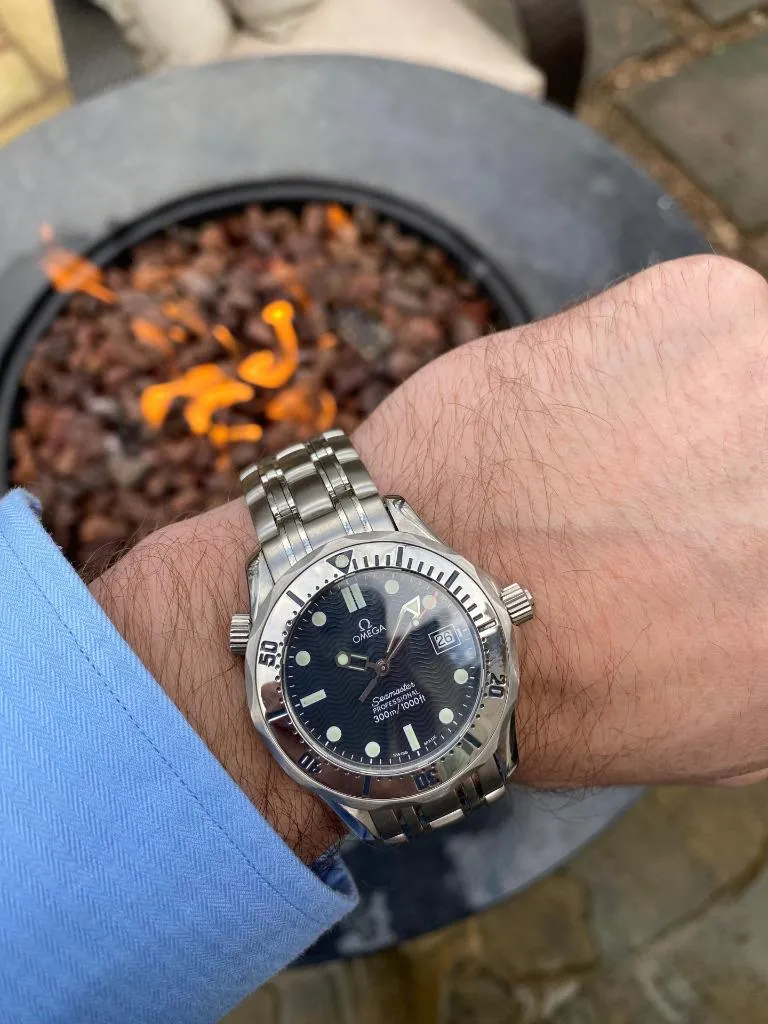 Omega Seamaster Midsize 300M Professional Divers (James Bond Style) Watch, Stainless Steel - 2562.80.00