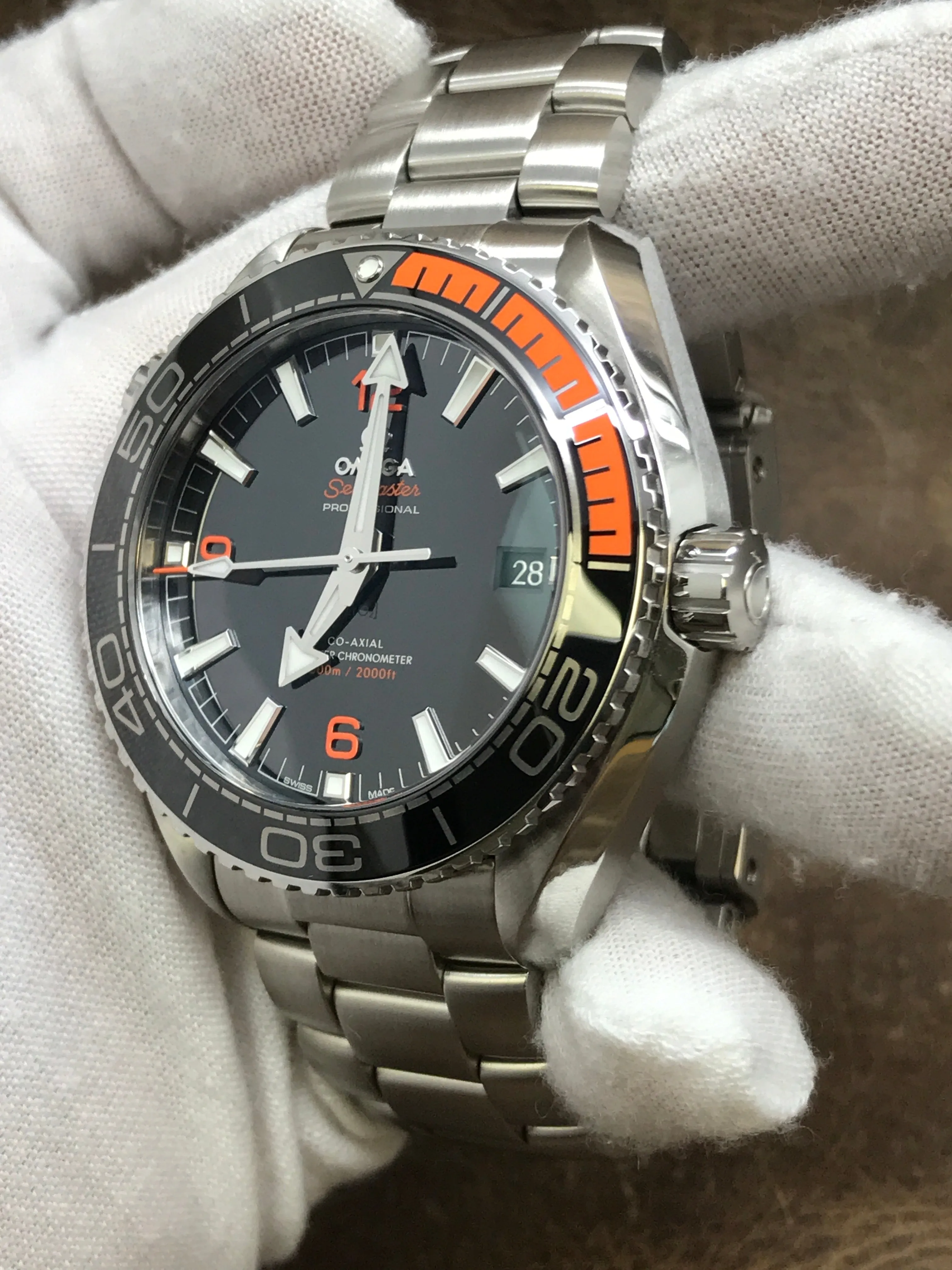 Omega Seamaster Planet Ocean 215.30.44.21.01.002 Black Dial Automatic Men's Watch