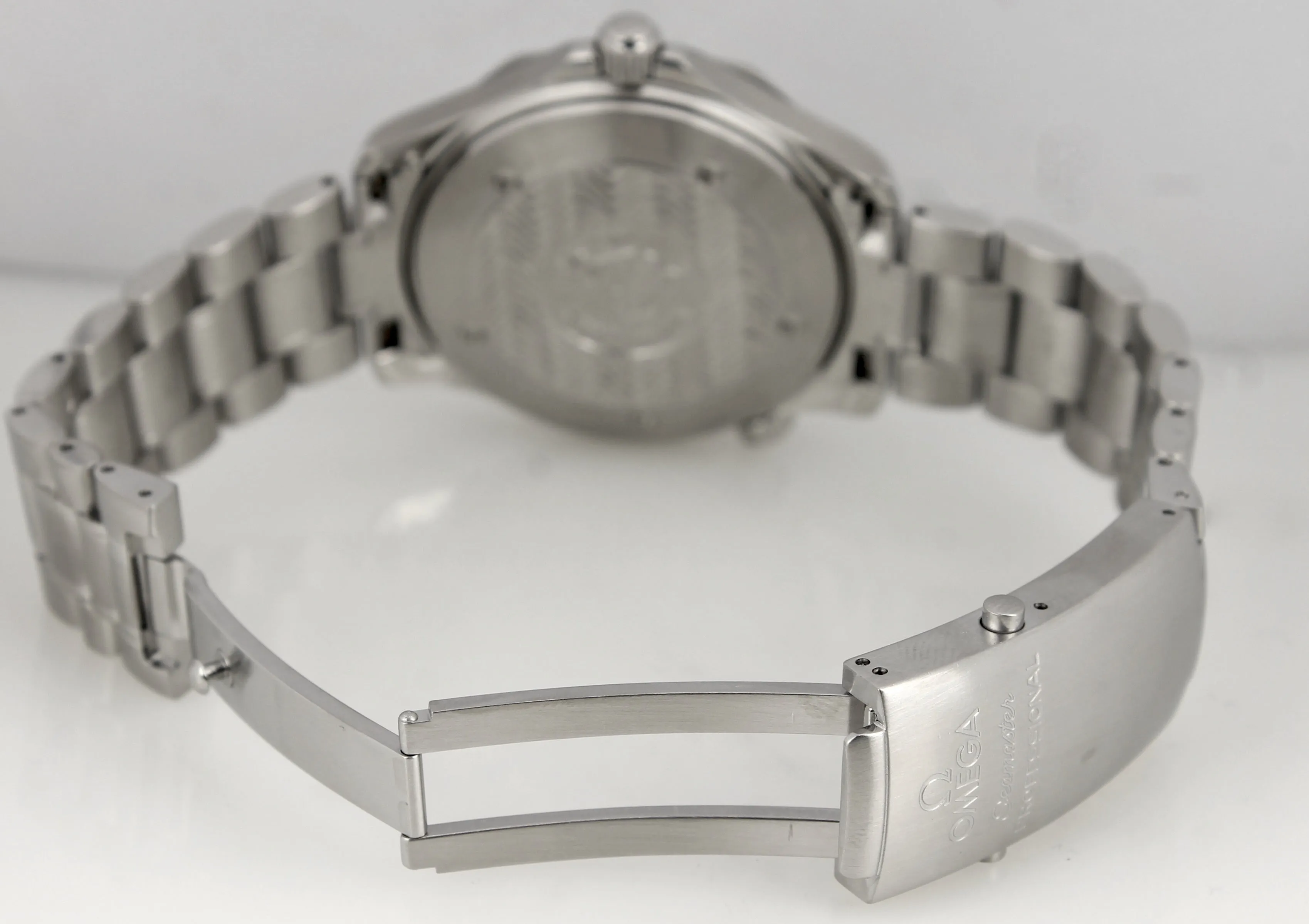 Omega Seamaster Professional Sword Hands Black 300M 2254.50 41mm Automatic Watch