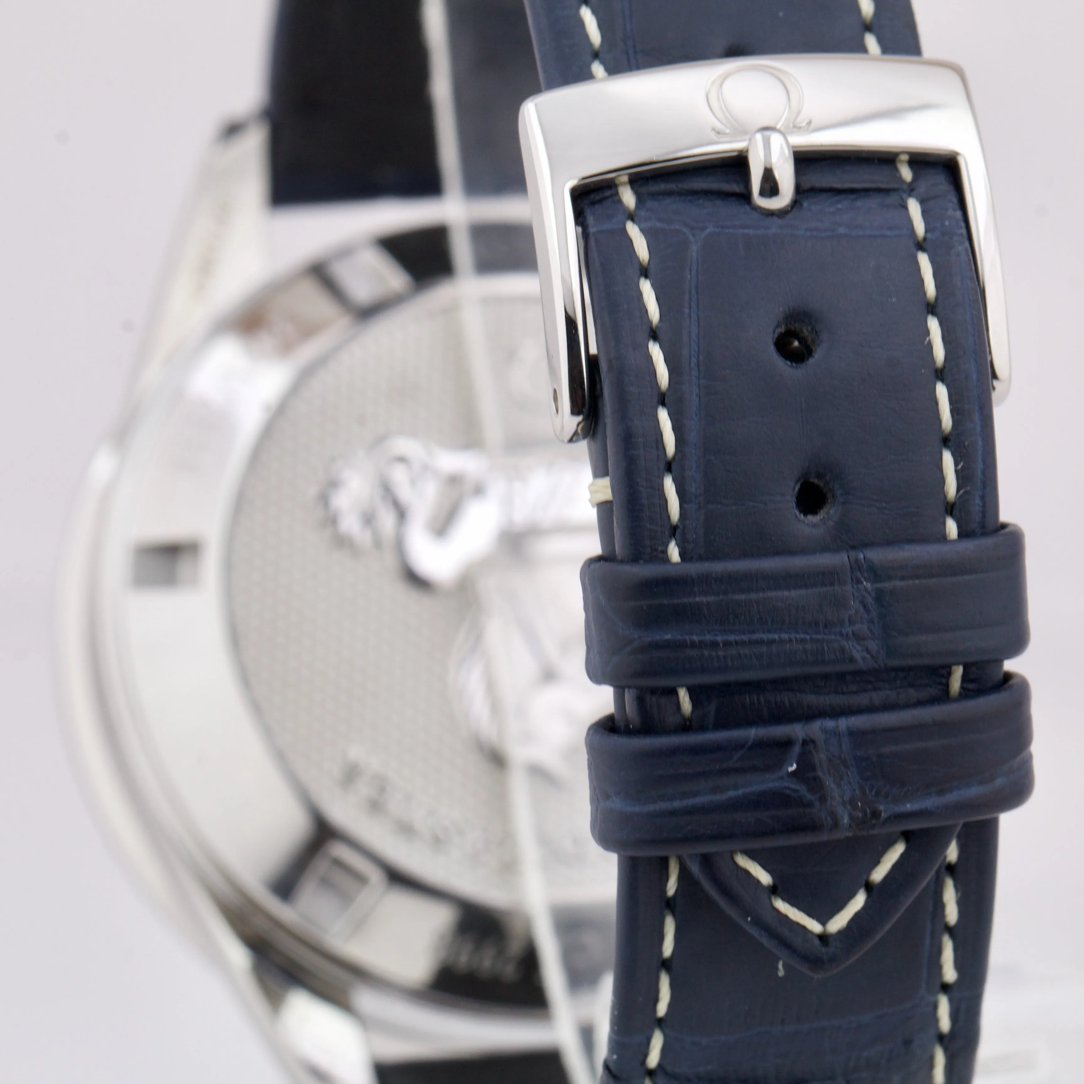 Omega Speedmaster Moonwatch 311.33.40.30.02.001 BLUE Leather PAPERS 39.7mm B P