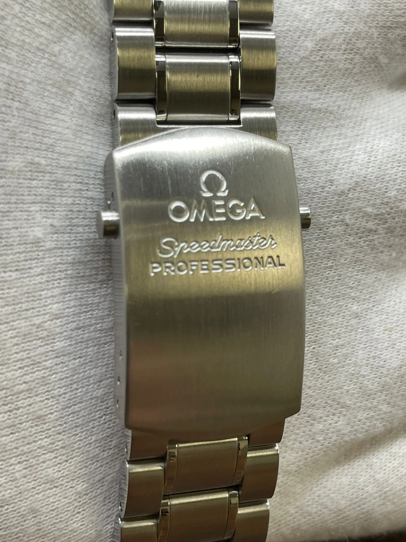 Omega Speedmaster Moonwatch Professional 3570.50.00 Black Dial Manual winding Men's Watch