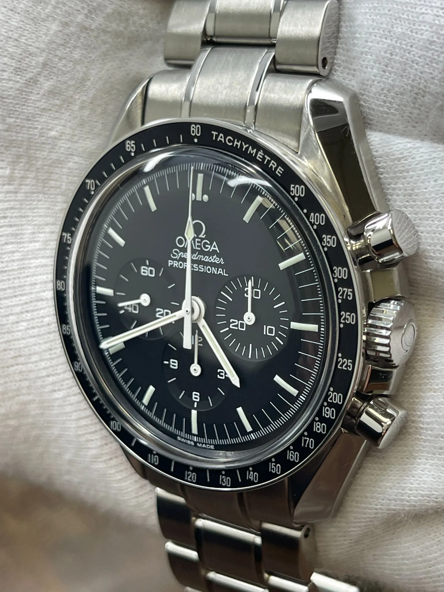 Omega Speedmaster Moonwatch Professional 3570.50.00 Black Dial Manual winding Men's Watch