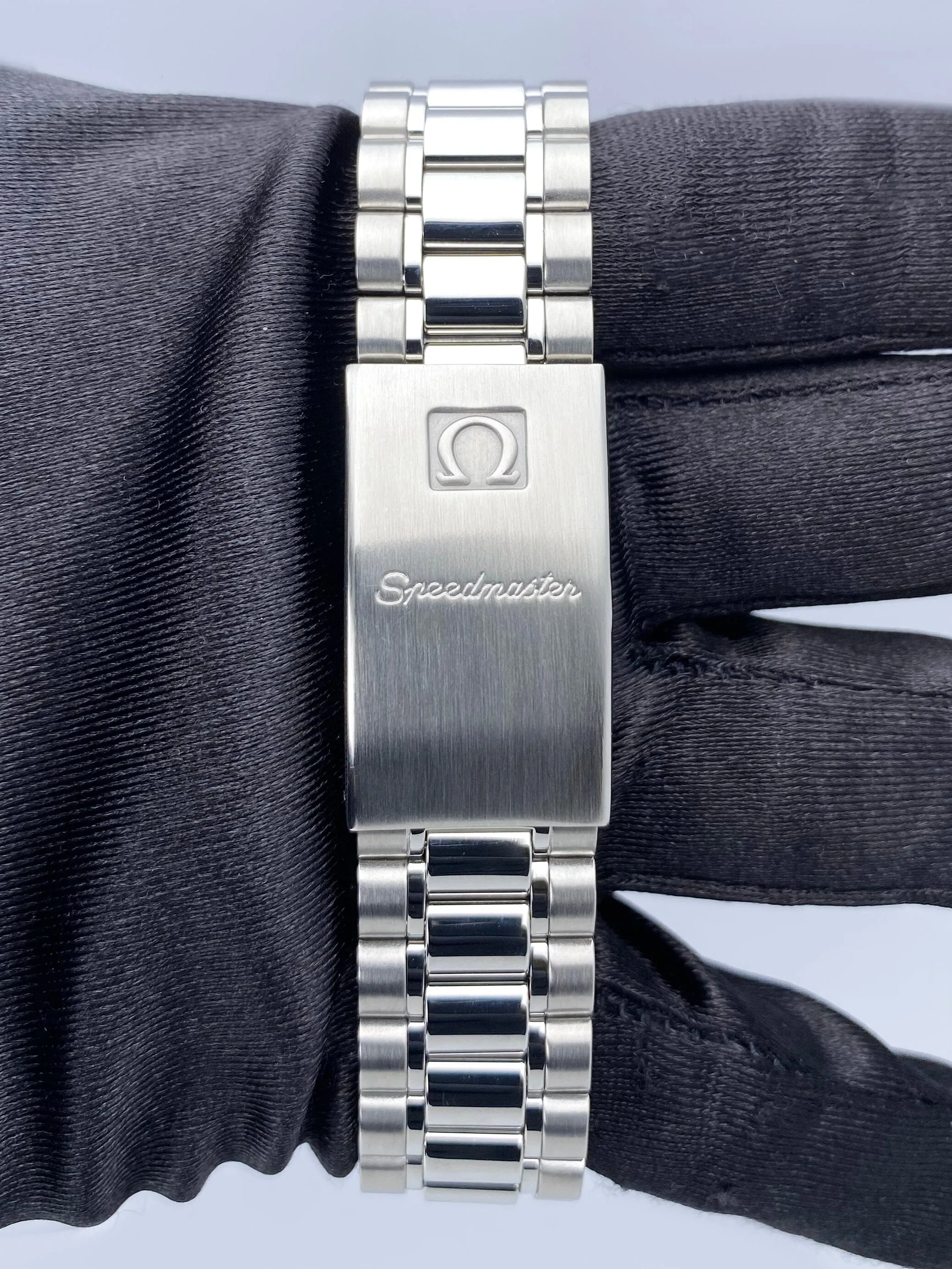 Omega Speedmaster Reduced 3510.50.00 Mens Watch