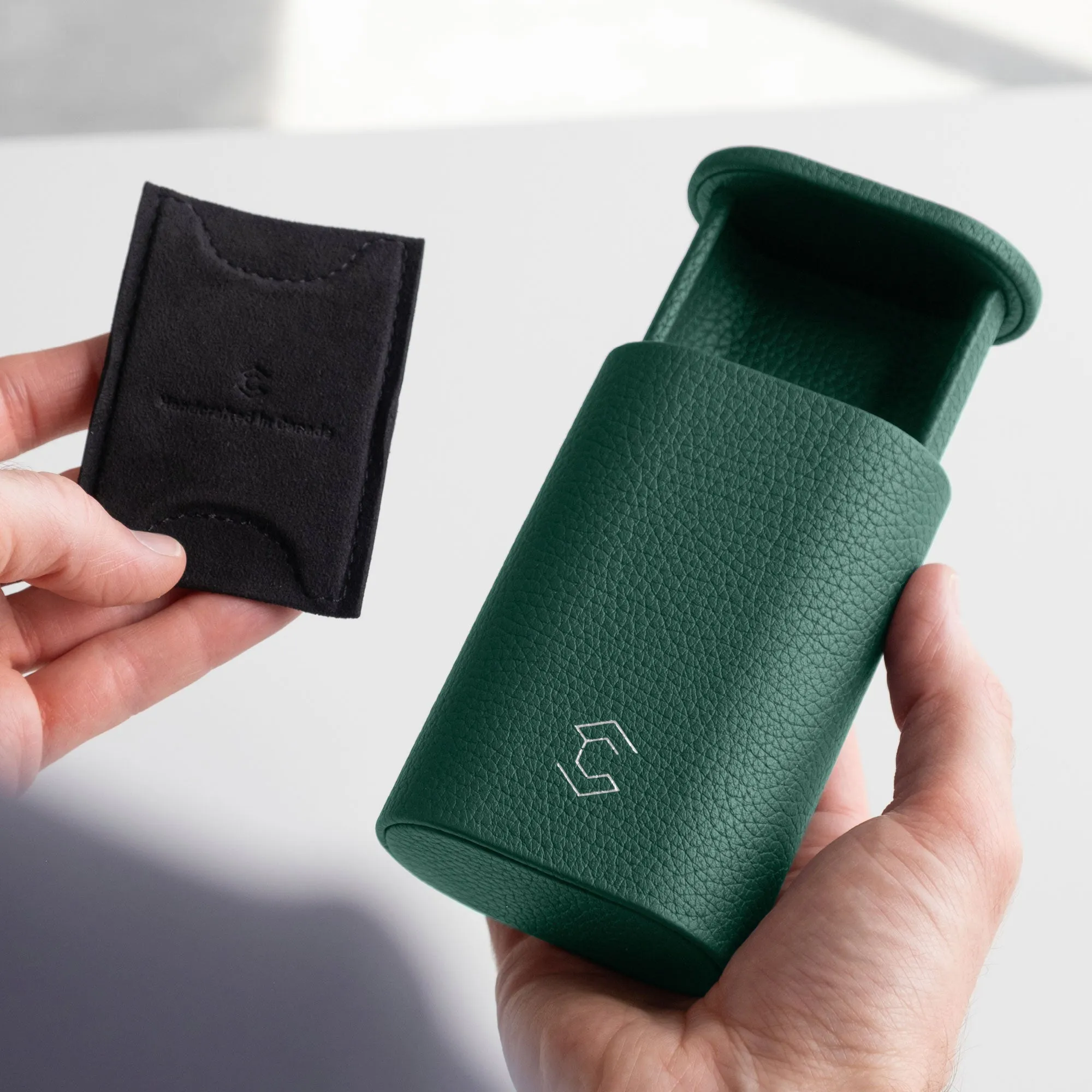 OSCAR 1 WATCH ROLL - EMERALD