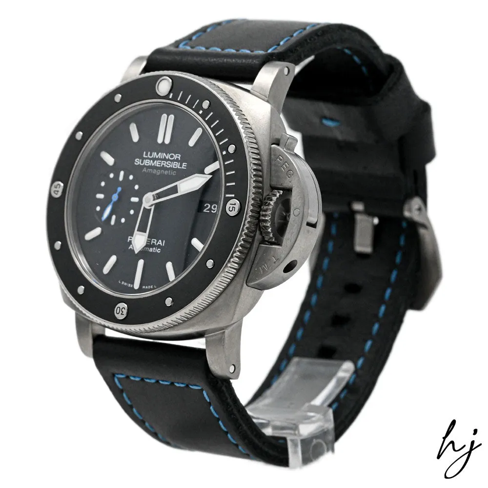 Panerai Men's Submersible Amagnetic Titanium 47mm Black Stick Dial Watch Reference #: PAM01389