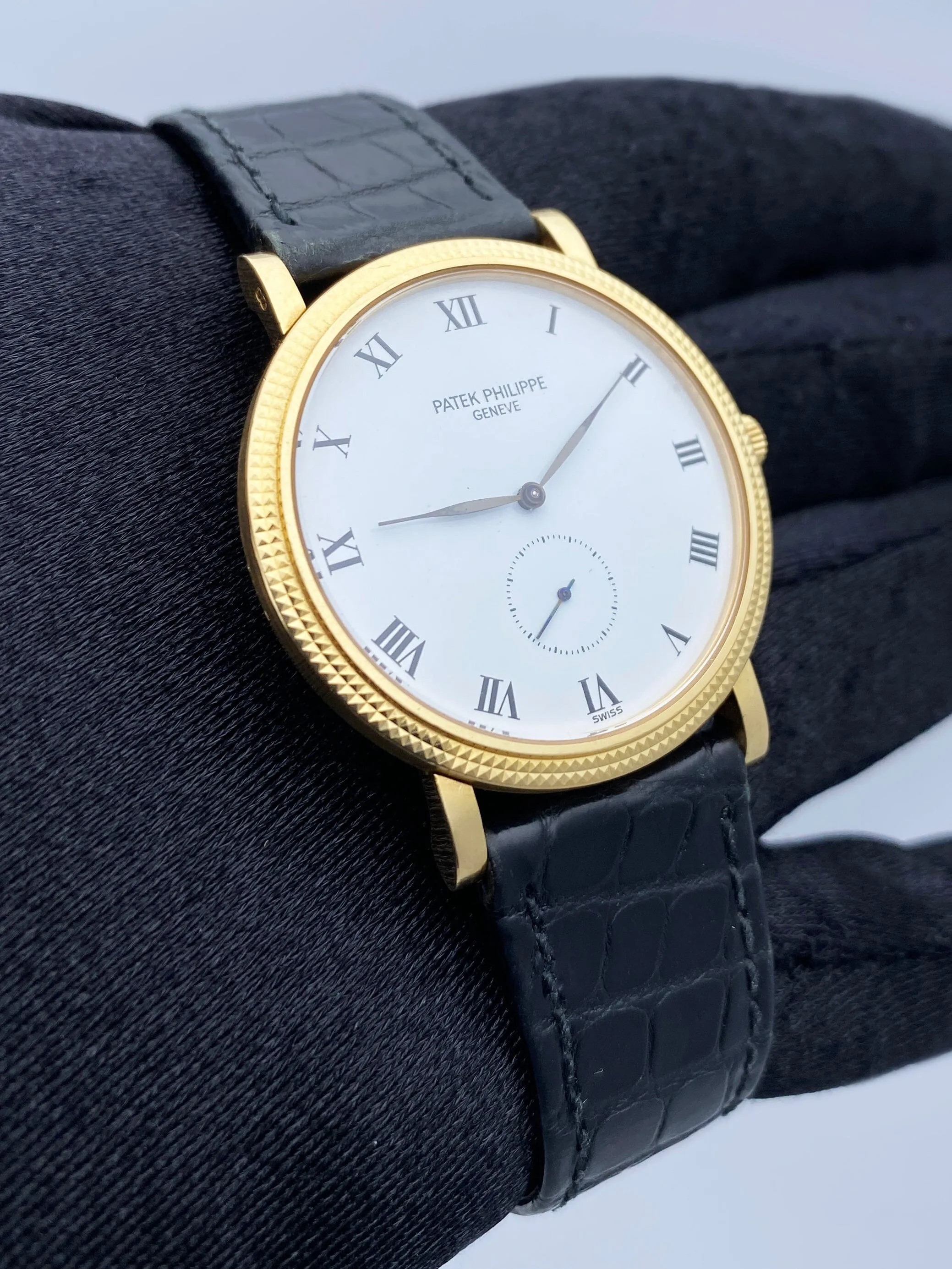 Patek Philippe Calatrava 3919R Mens Watch