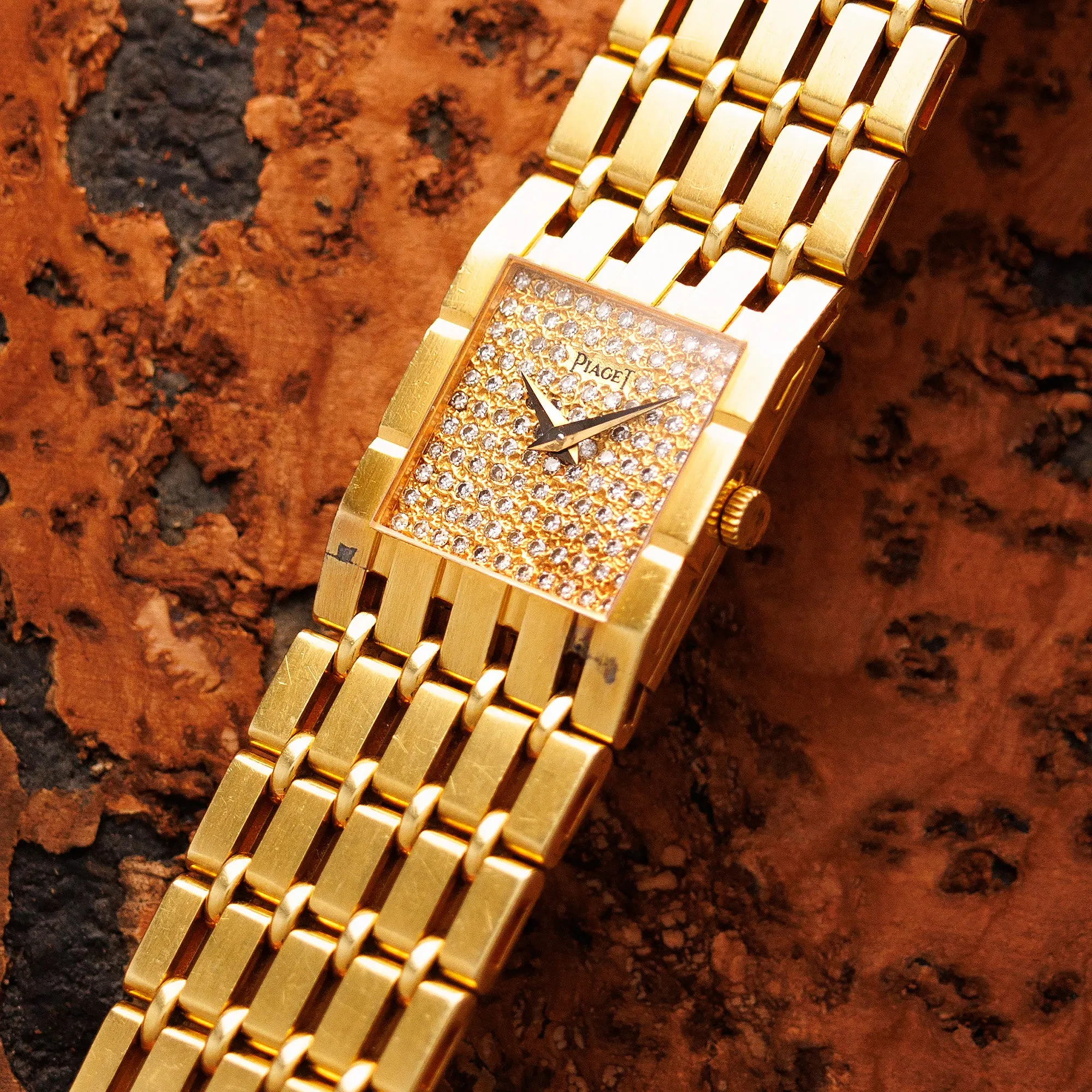 Piaget Vintage Yellow Gold Dancer Ref. 4131