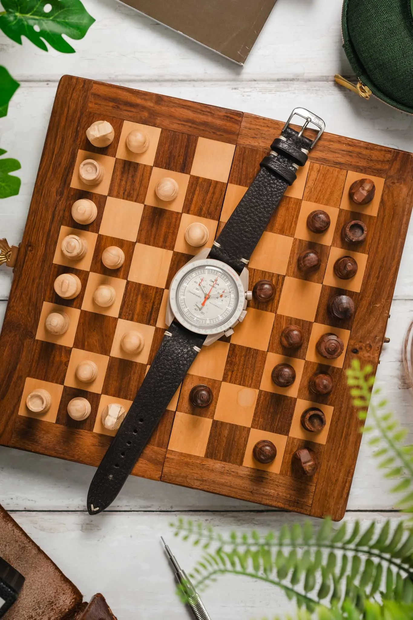 RIOS1931 INZELL Retro Organic Leather Watch Strap in MOCHA
