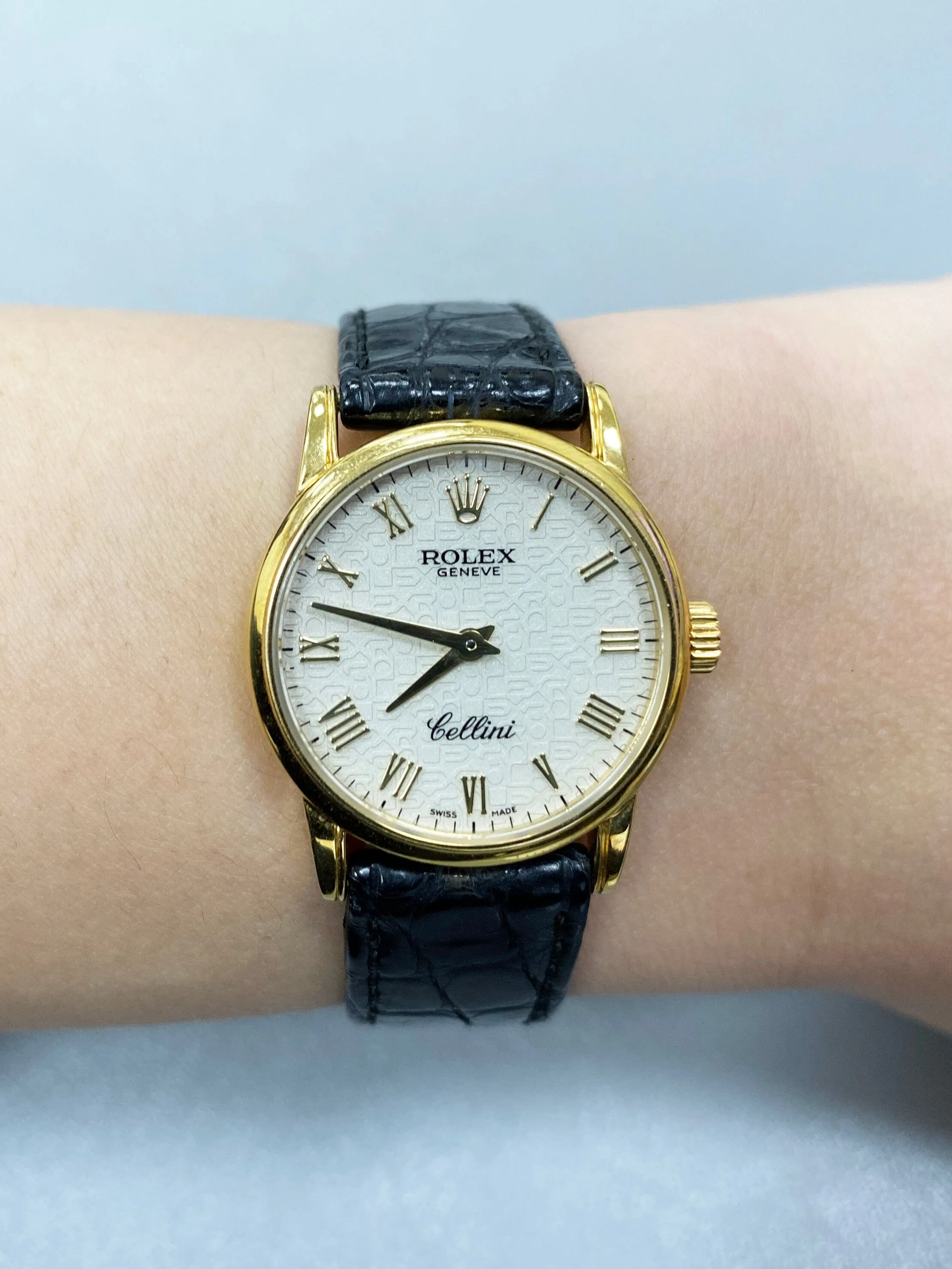 Rolex Cellini 6111/8 Ivory Anniversary Dial Yellow Gold Ladies Watch Box Papers