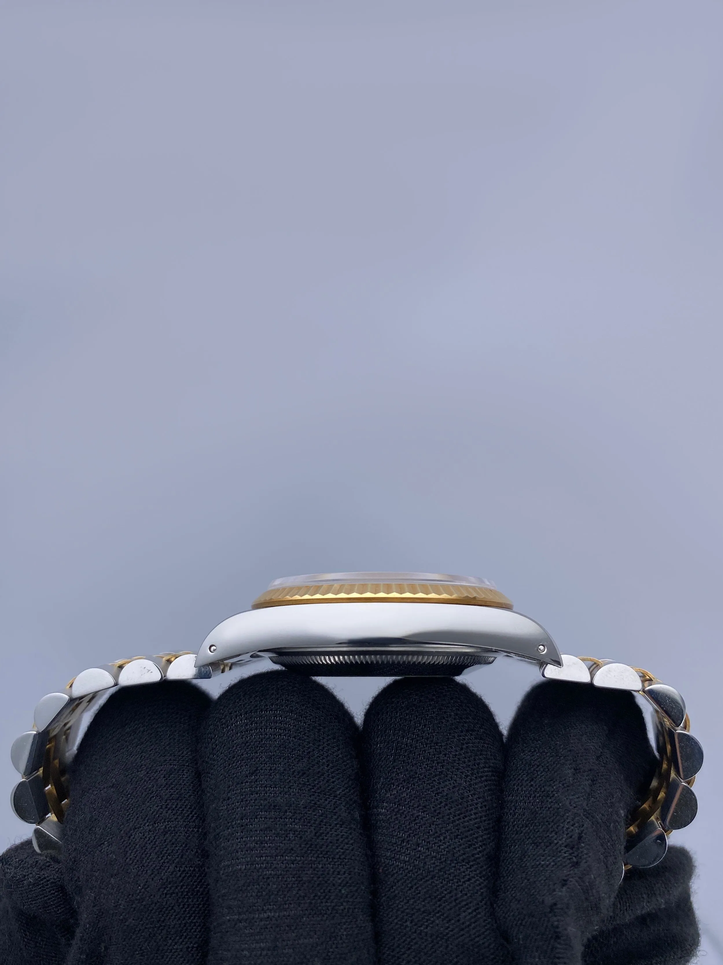 Rolex Datejust 16233 Black Dial Mens Watch Box Papers