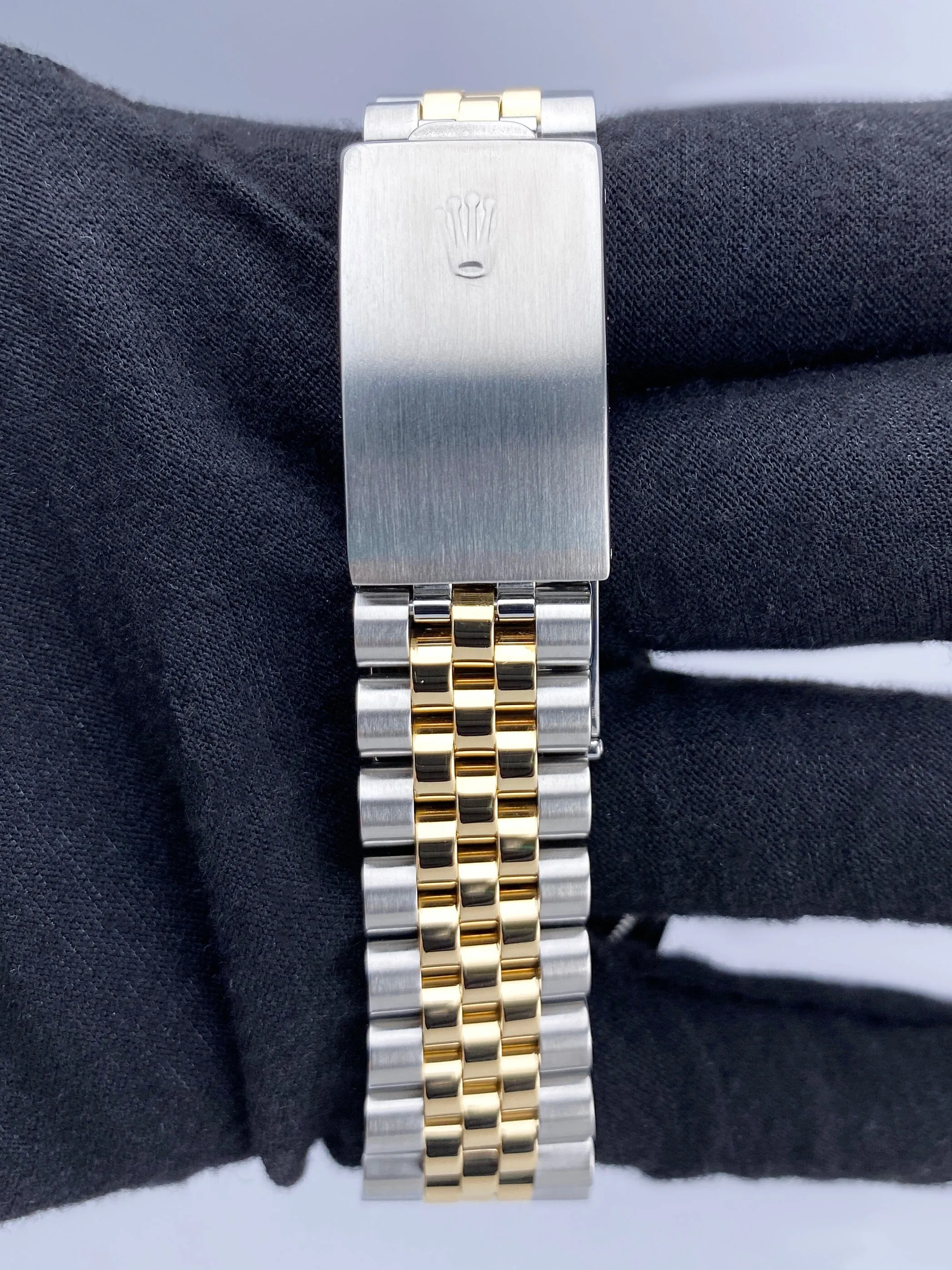 Rolex Datejust 16233 Diamond White Dial Two Tone Mens Watch