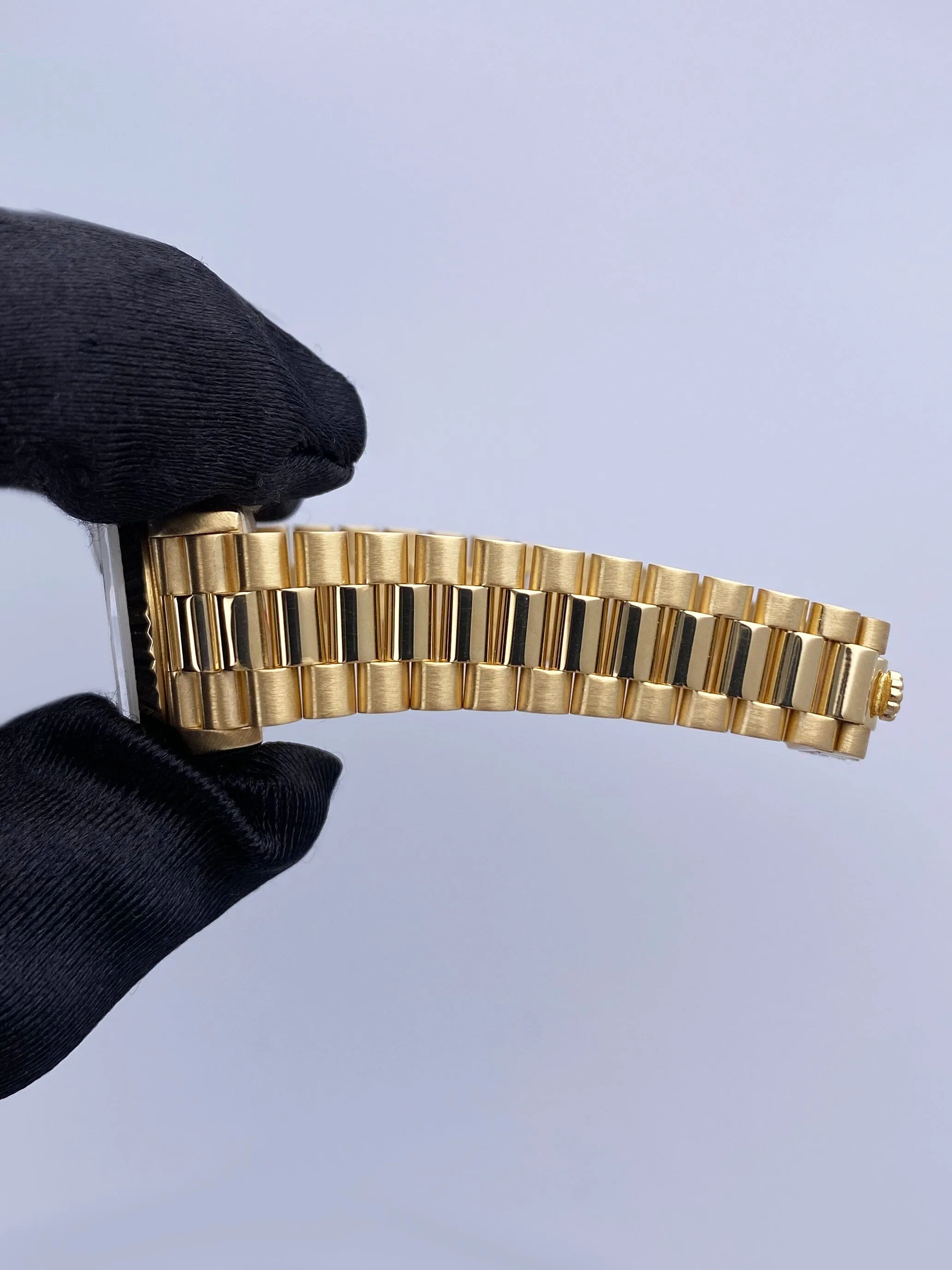 Rolex Datejust 69178 Ruby Diamond Dial Ladies Watch Box Papers