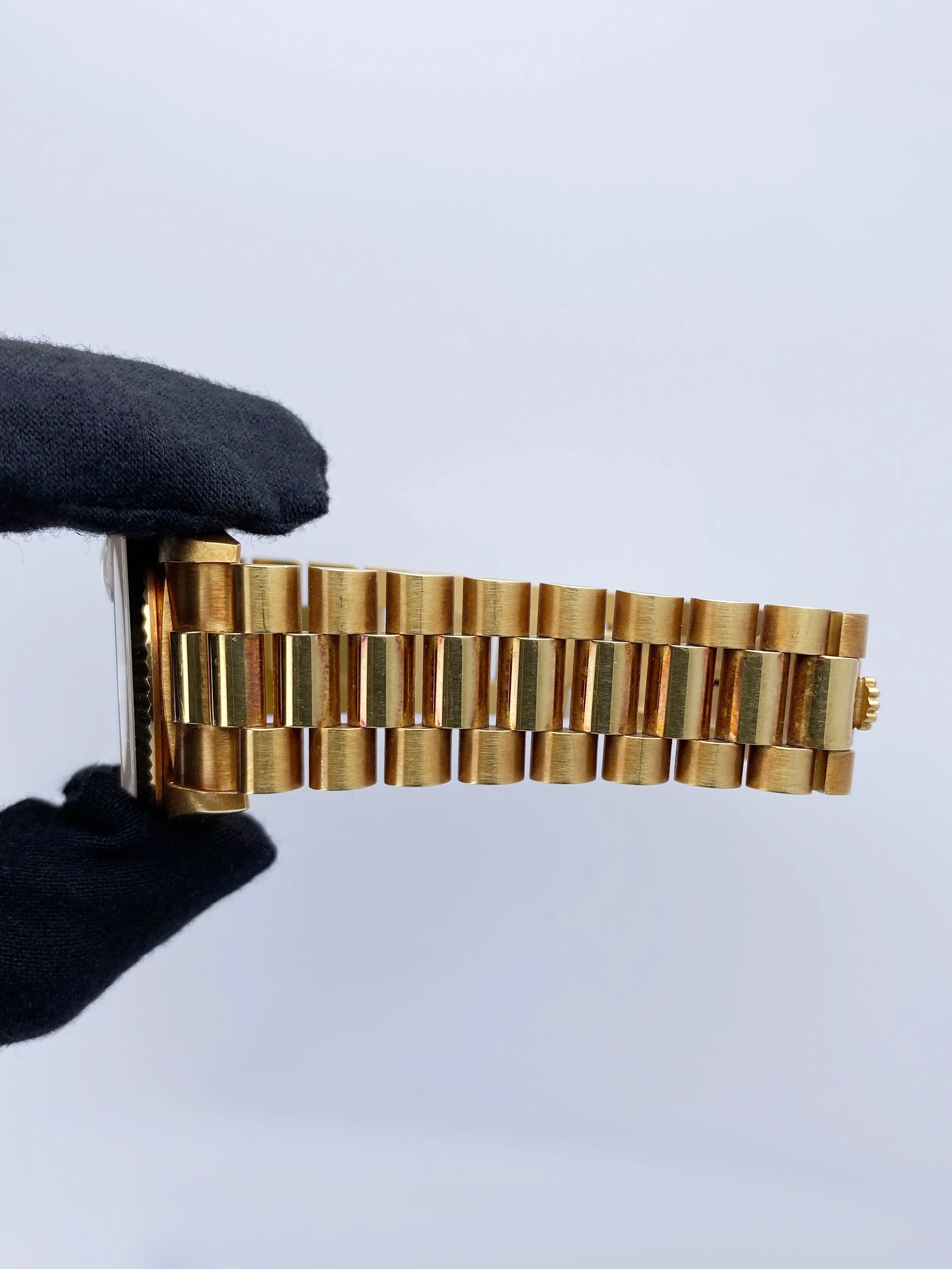 Rolex Day Date 18238 18K Yellow Gold Mens Watch Papers