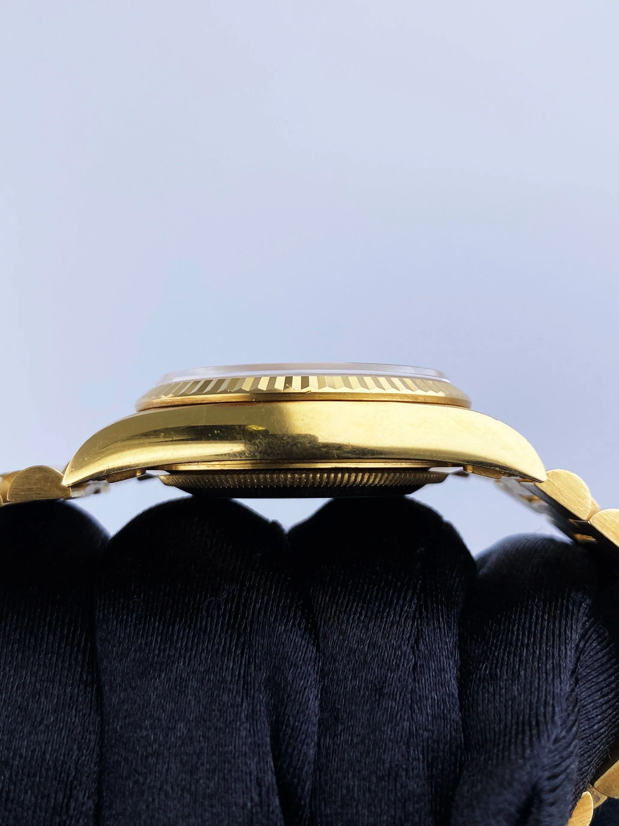 Rolex Day Date 18238 18K Yellow Gold Mens Watch