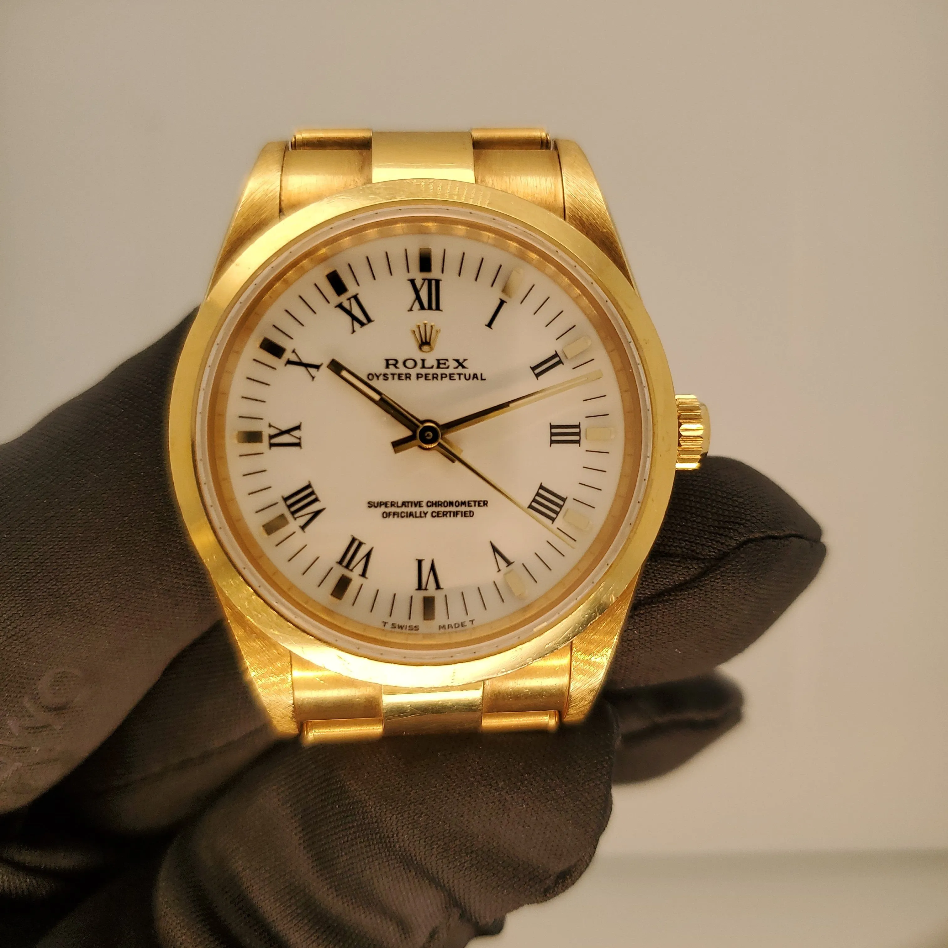 Rolex Oyster Perpetual 14208 18K Yellow Gold Men's Watch Box & Papers