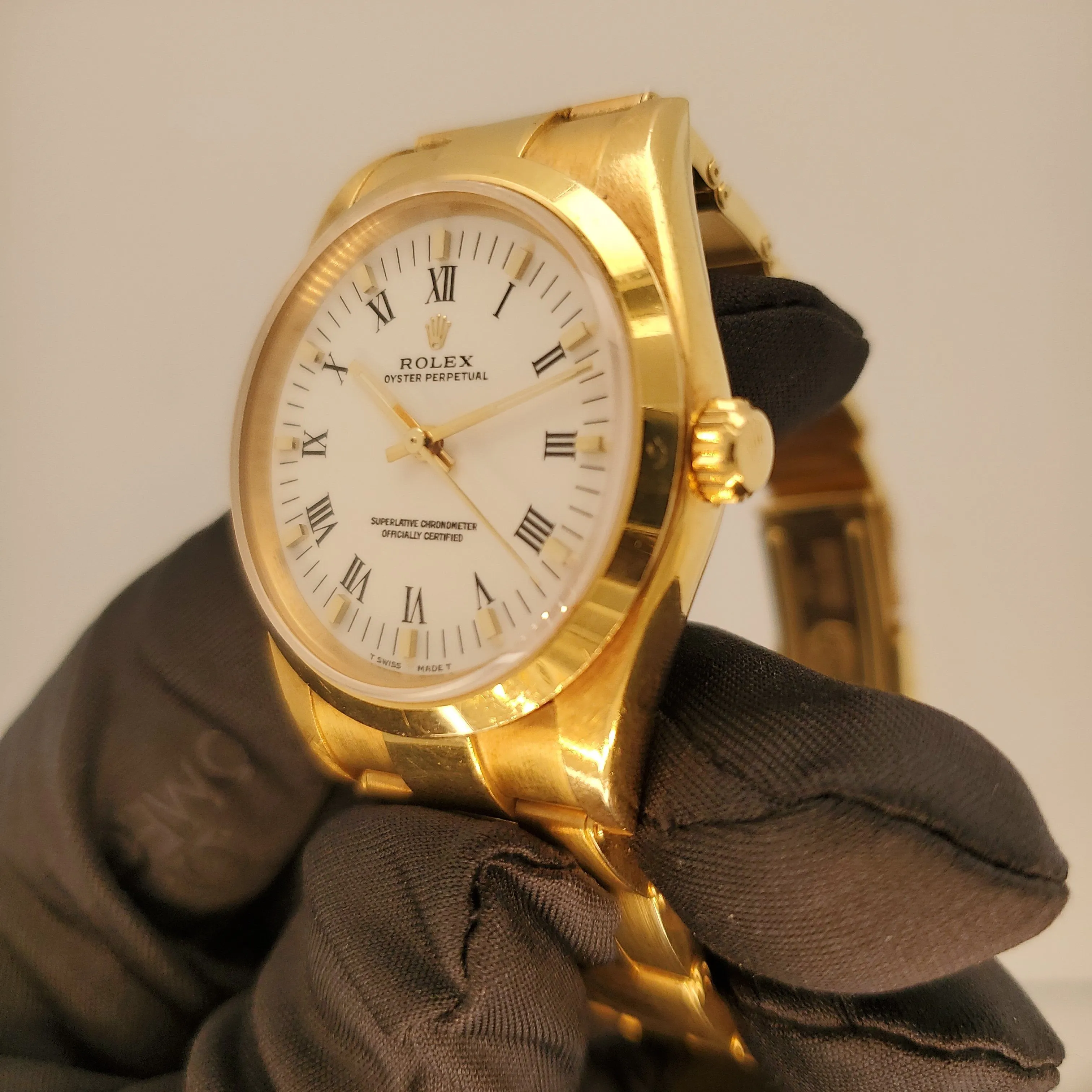 Rolex Oyster Perpetual 14208 18K Yellow Gold Men's Watch Box & Papers