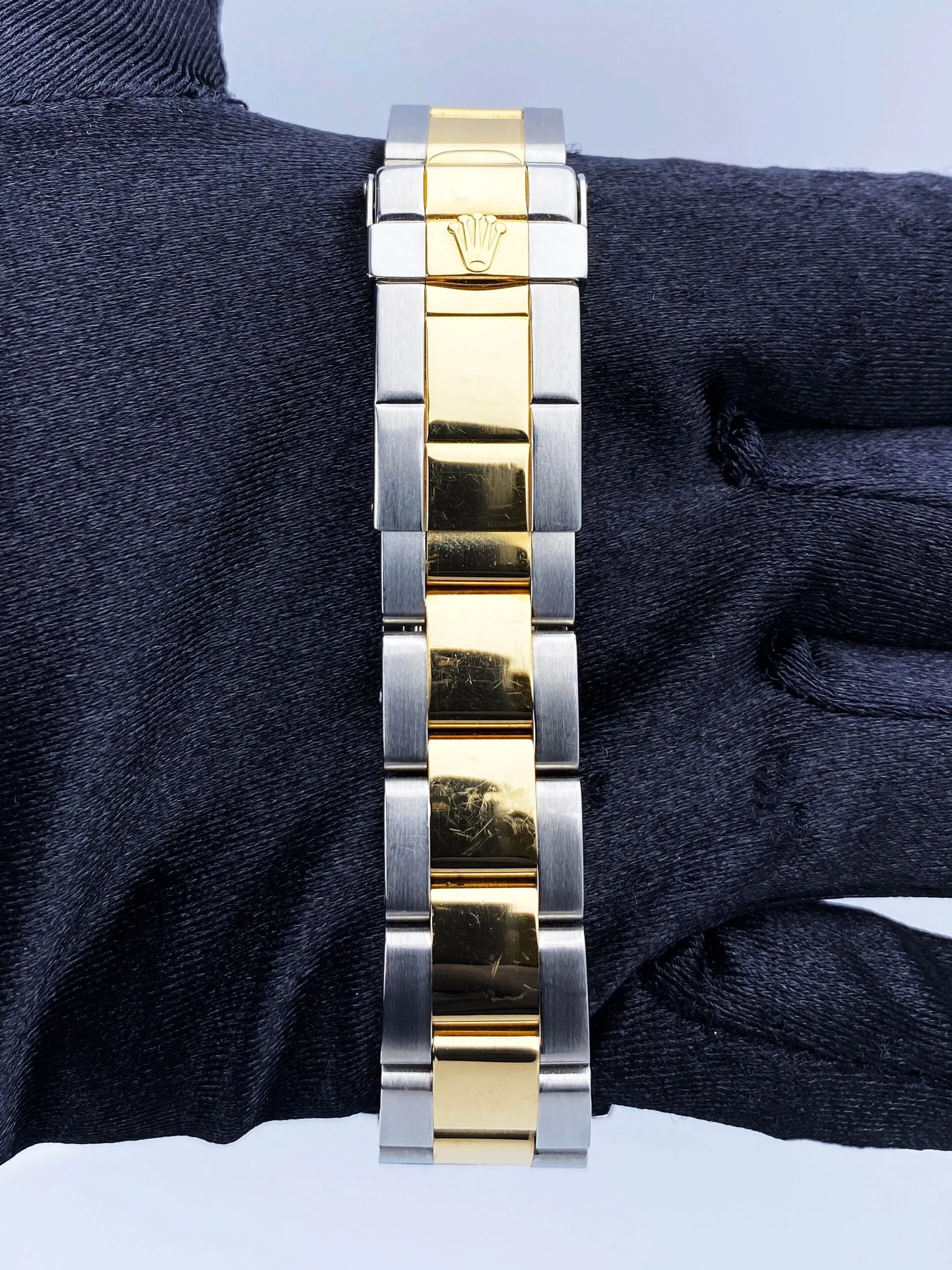 Rolex Yacht-Master 68623 Midsize Silver Dial Watch Box Papers