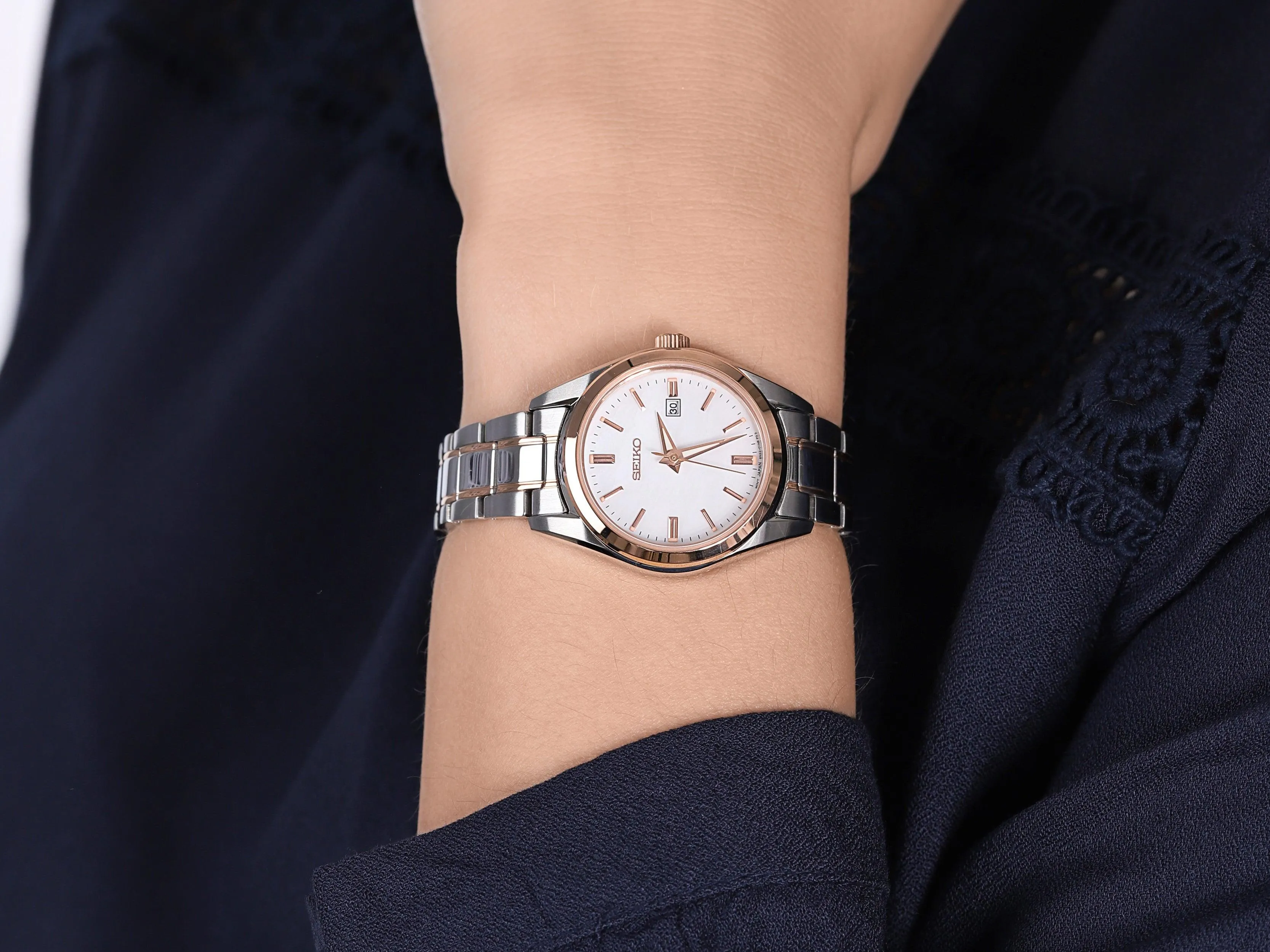 Seiko Quartz Women's Watch SUR634