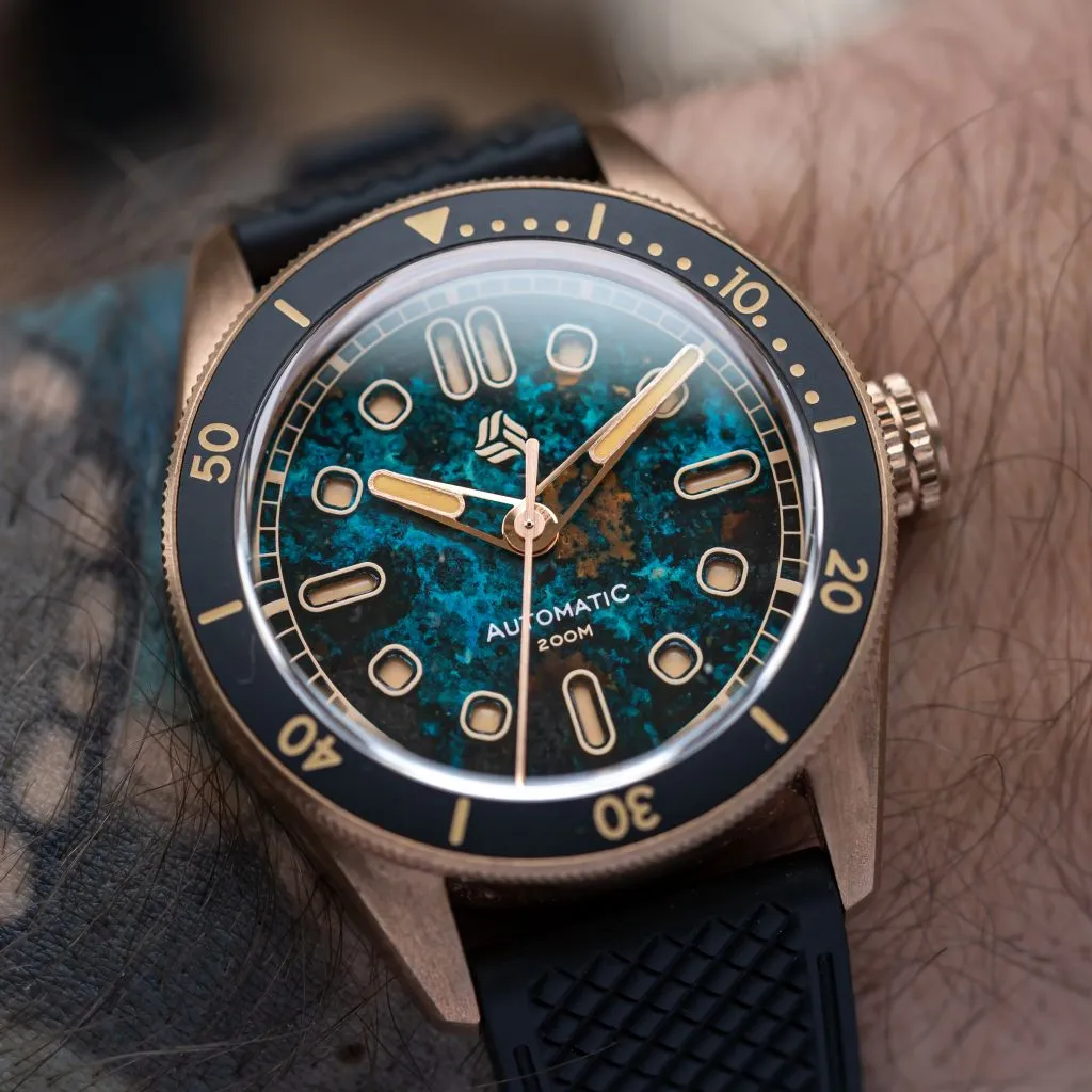 Selten Salvage&nbsp;Bronze &ndash; Blue&nbsp;Cave (Real&nbsp;Patina&nbsp;Dial)