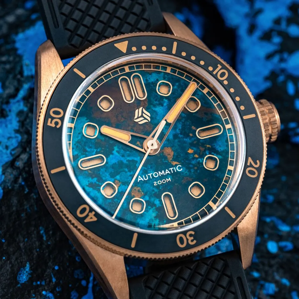 Selten Salvage&nbsp;Bronze &ndash; Blue&nbsp;Cave (Real&nbsp;Patina&nbsp;Dial)