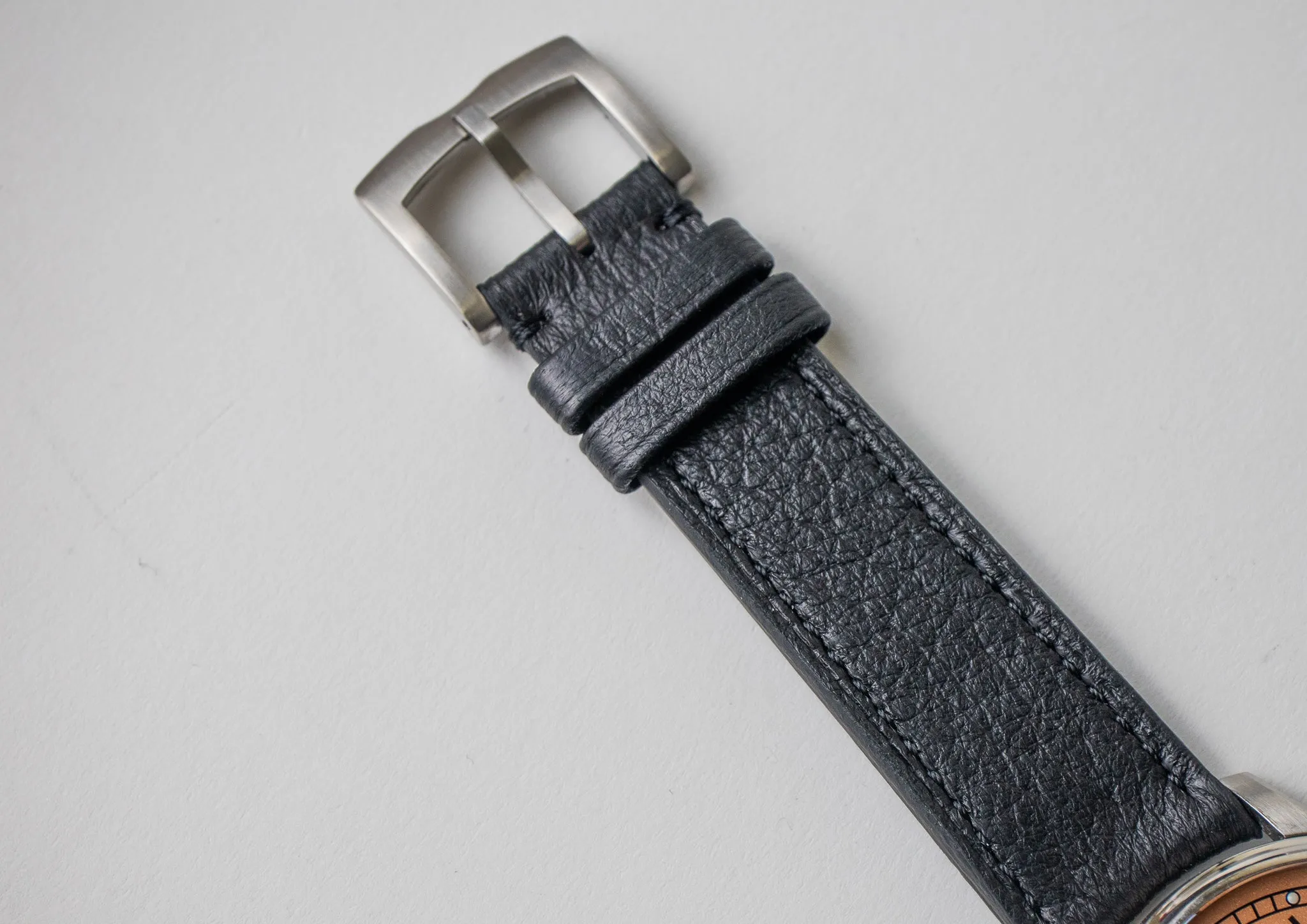 SUF Helsinki 180 Frosted Salmon Dial