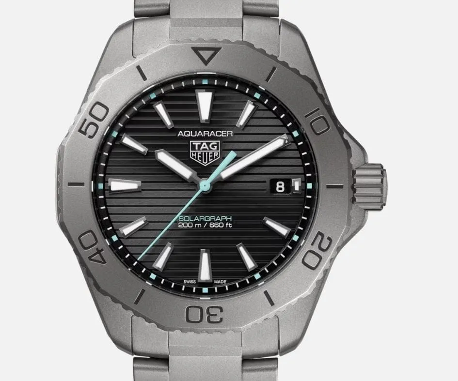 TAG HEUER AQUARACER PROFESSIONAL 200 SOLARGRAPH