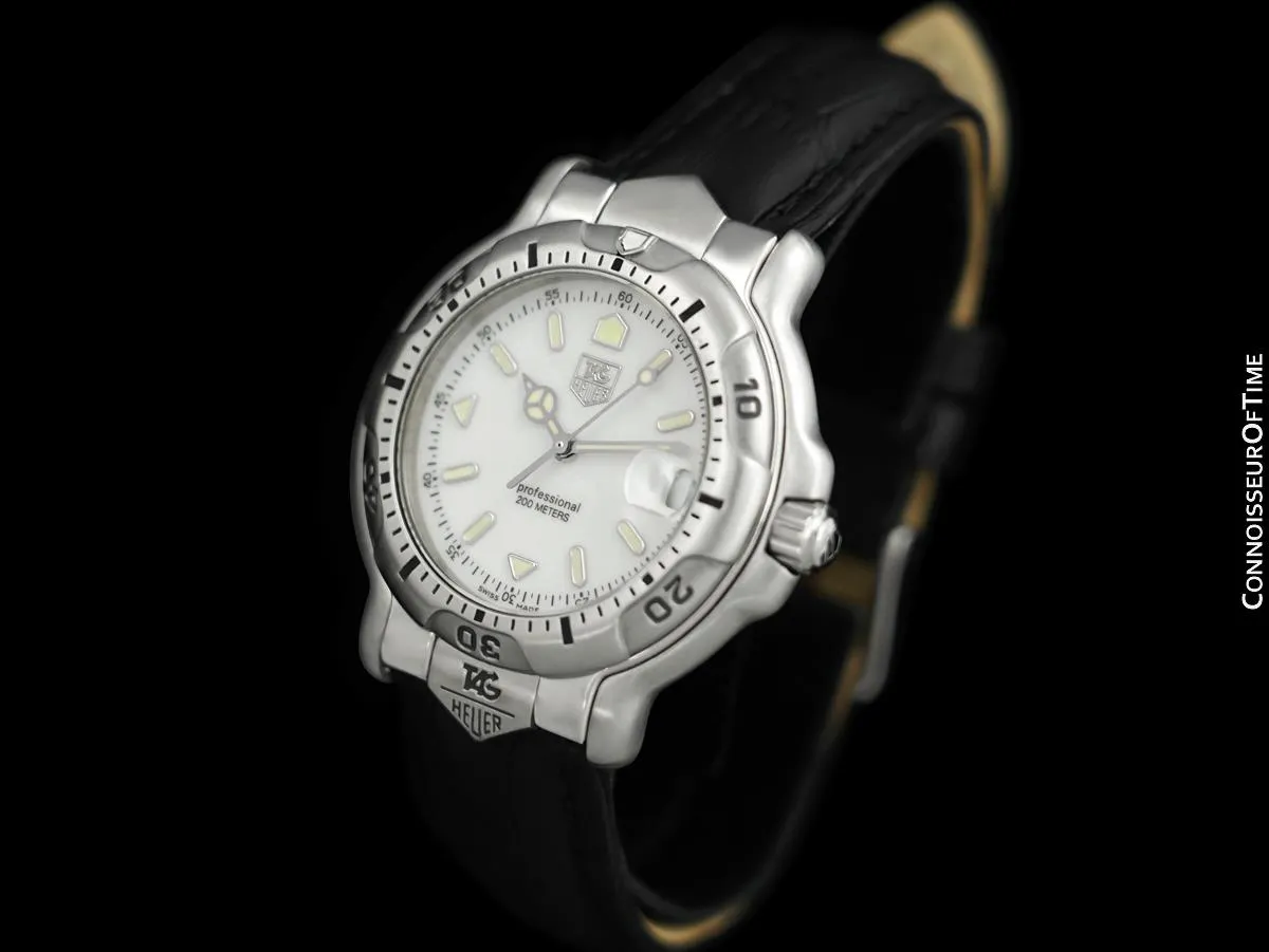 TAG Heuer Professional 6000 Mens Full Size Divers Watch - Stainless Steel - WH1111